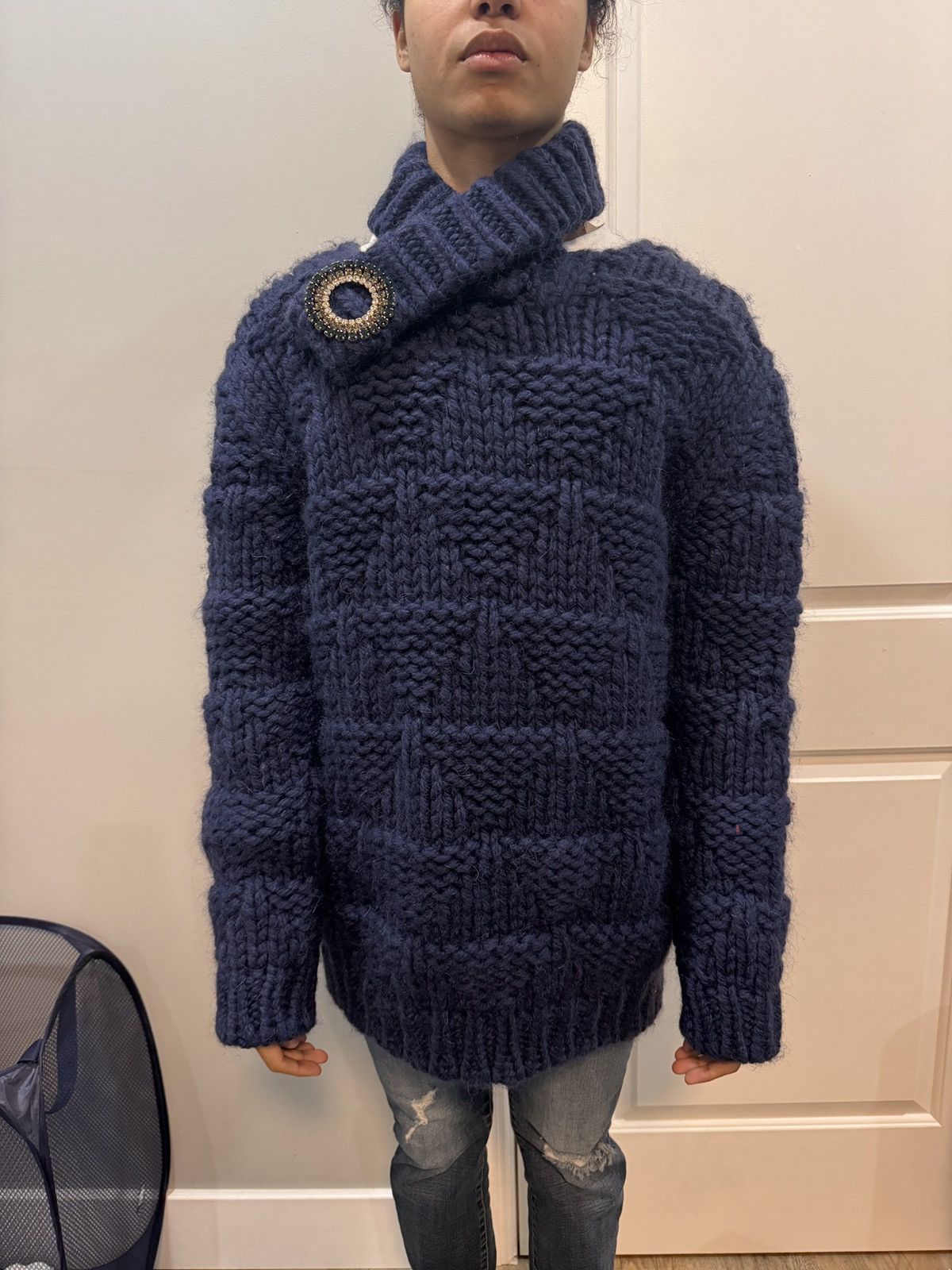 Rare brooch mohair oversized sweater
