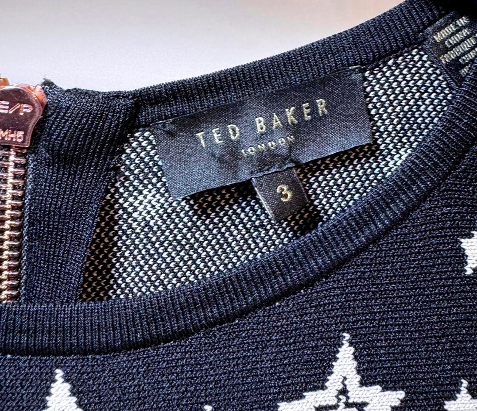 Ted Baker Ted Baker London Star Print Dress - Size 3 Size M / US 6-8 / IT 42-44 - 3 Thumbnail