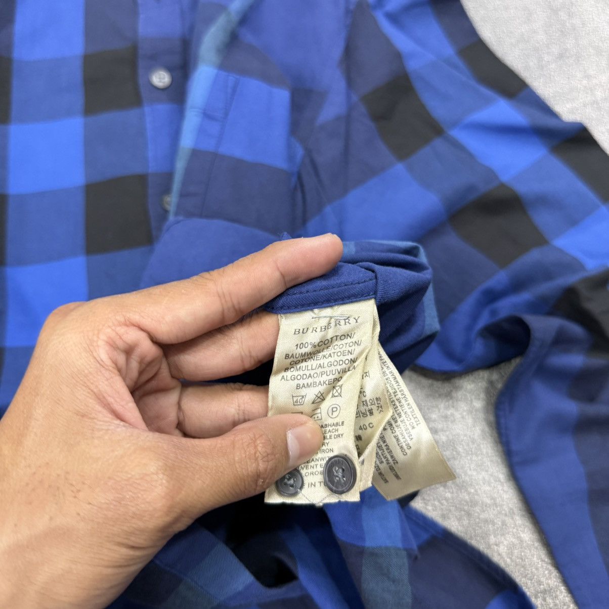 Burberry Burberry brit plaid nova blue button shirt Size US L / EU 52-54 / 3 - 5 Thumbnail
