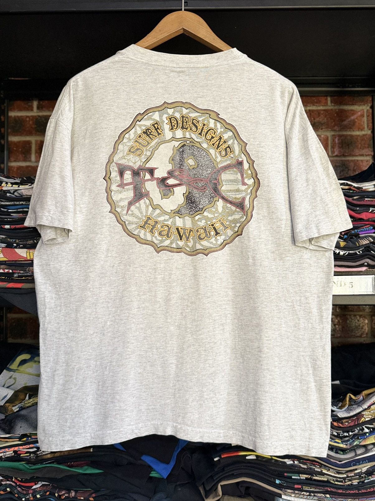 Vintage Vintage 90s T&C Surf Desings Hawaii Yin Yang Single Stitches Size US XL / EU 56 / 4 - 1 Thumbnail