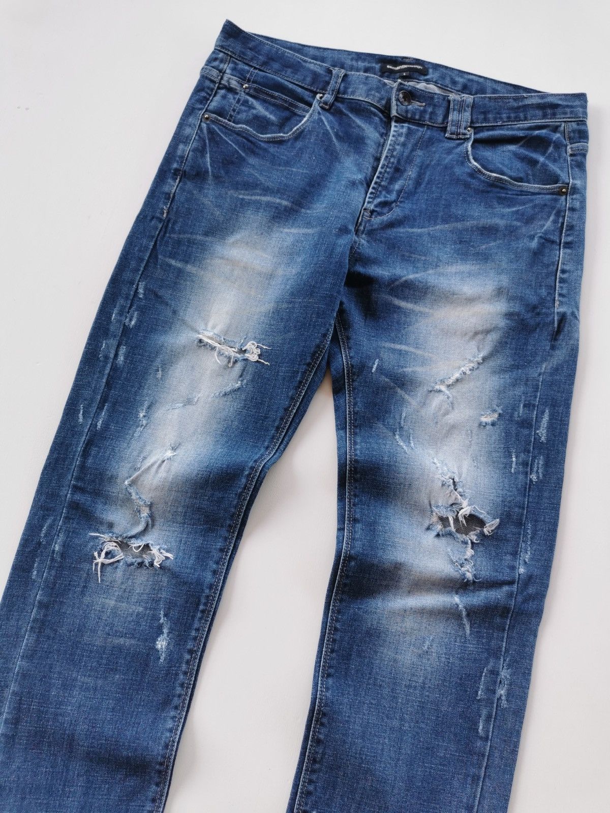 In The Attic Thrashed Semantic Design Jeans Size US 33 - 5 Thumbnail