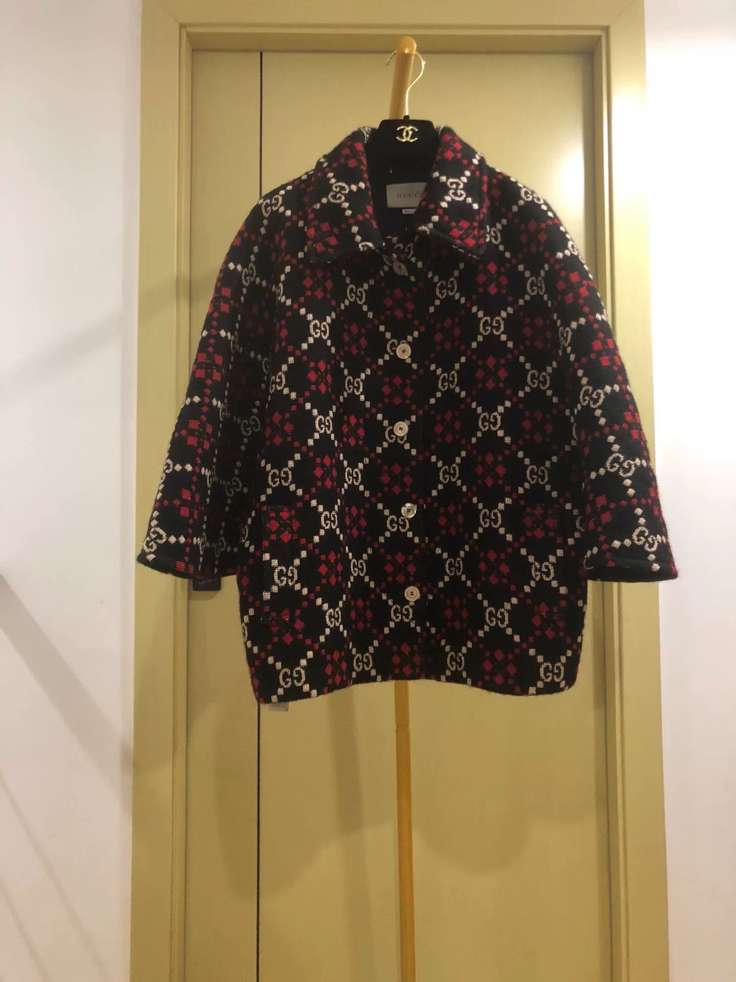 Gucci Gucci Red Black Diamond Pattern Coat Size US M / EU 48-50 / 2 - 1 Thumbnail