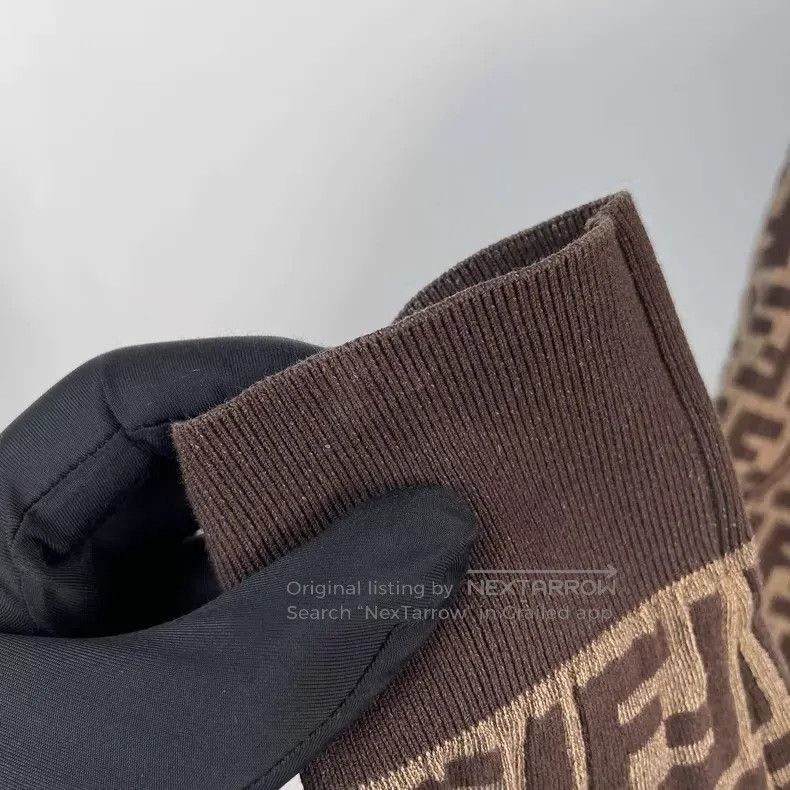 Fendi Fendi Monogrammed F Printed Knit Top, Brown Size XS / US 0-2 / IT 36-38 - 4 Thumbnail