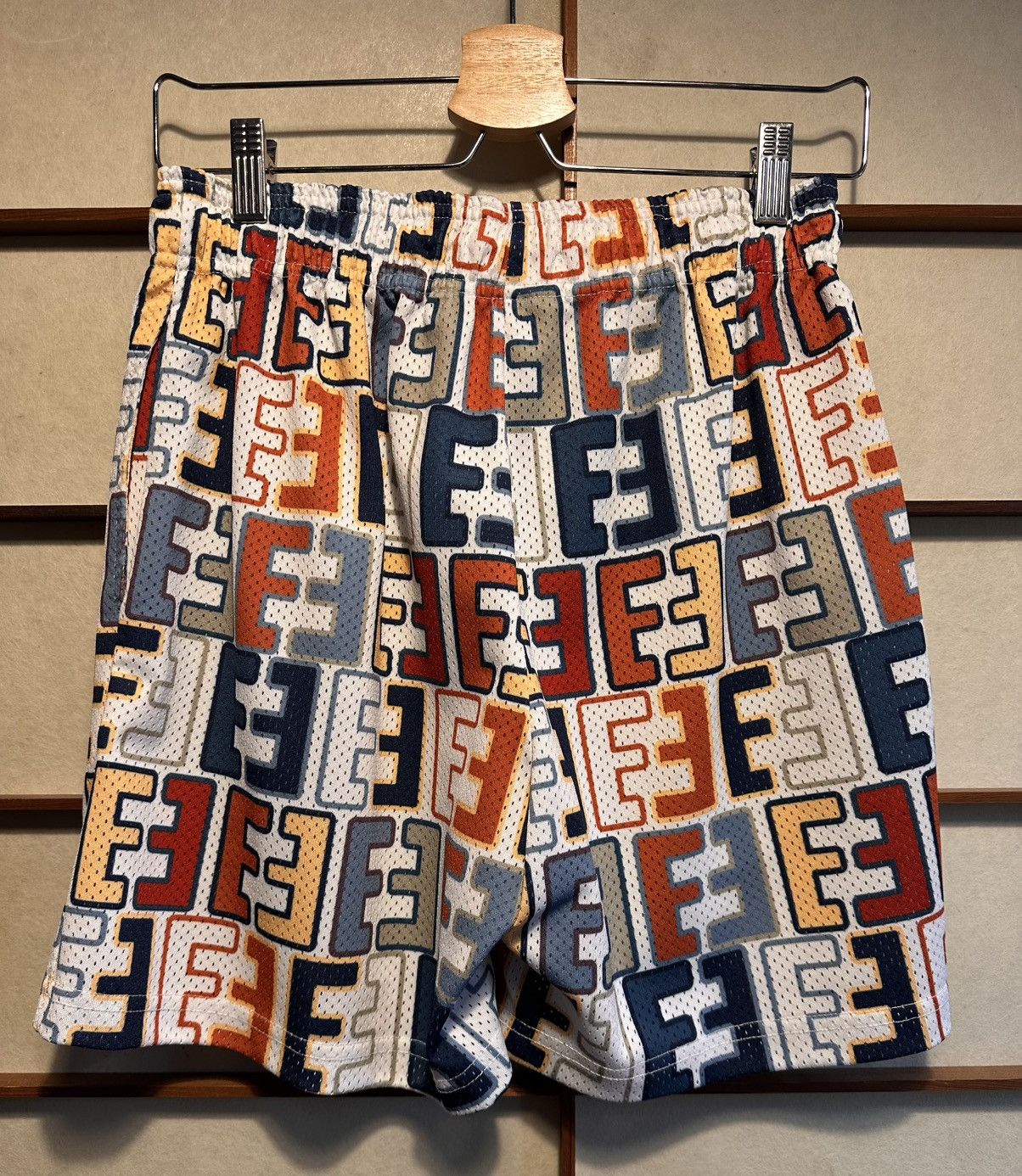 Eric Emanuel Eric Emanuel 2019 Fendi FendEE White Shorts Size Small Size US 30 / EU 46 - 3 Thumbnail