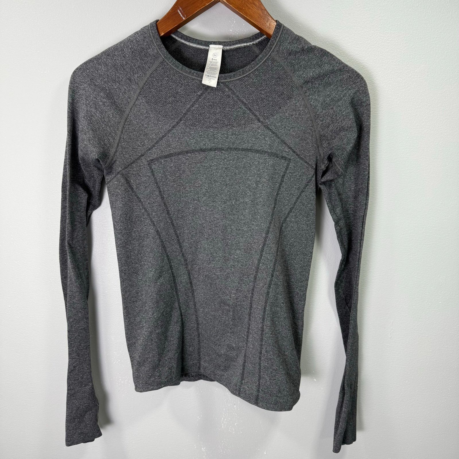 Lululemon Iviva by Lululemon Girls Teens Shirt Top L Long Sleeve #G583 Size L / US 10 / IT 46 - 8 Thumbnail