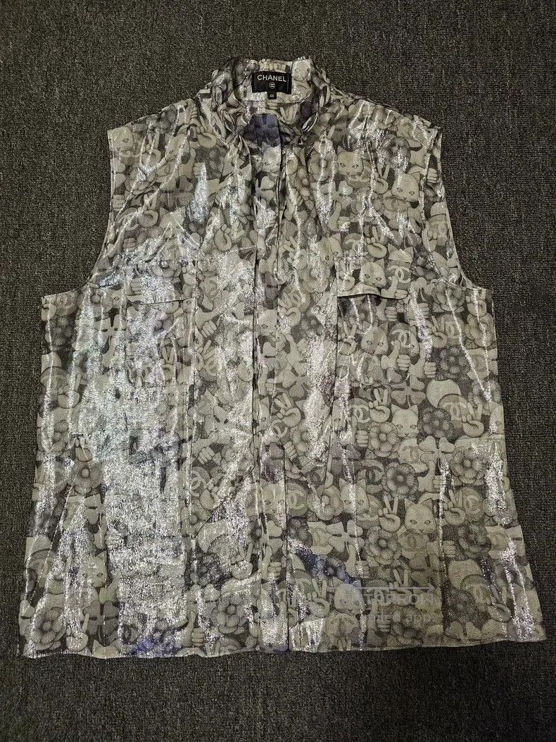 Chanel Chanel Cat Logo Silk Sleeveless Top. Size US M / EU 48-50 / 2 - 1 Thumbnail