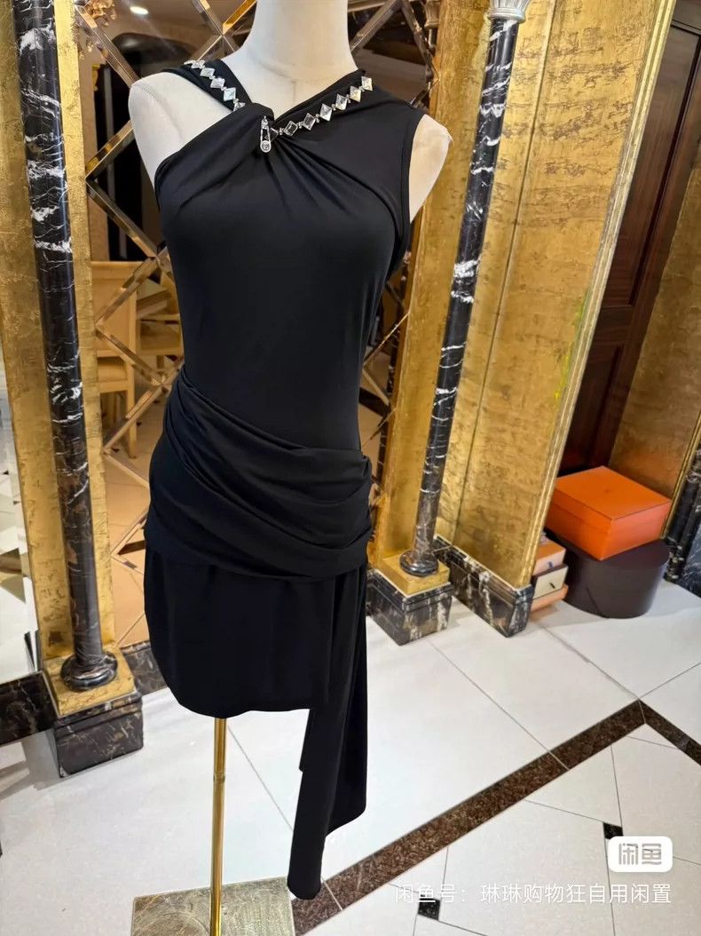 Versace Versace Black halterneck dress Size M / US 6-8 / IT 42-44 - 1 Thumbnail