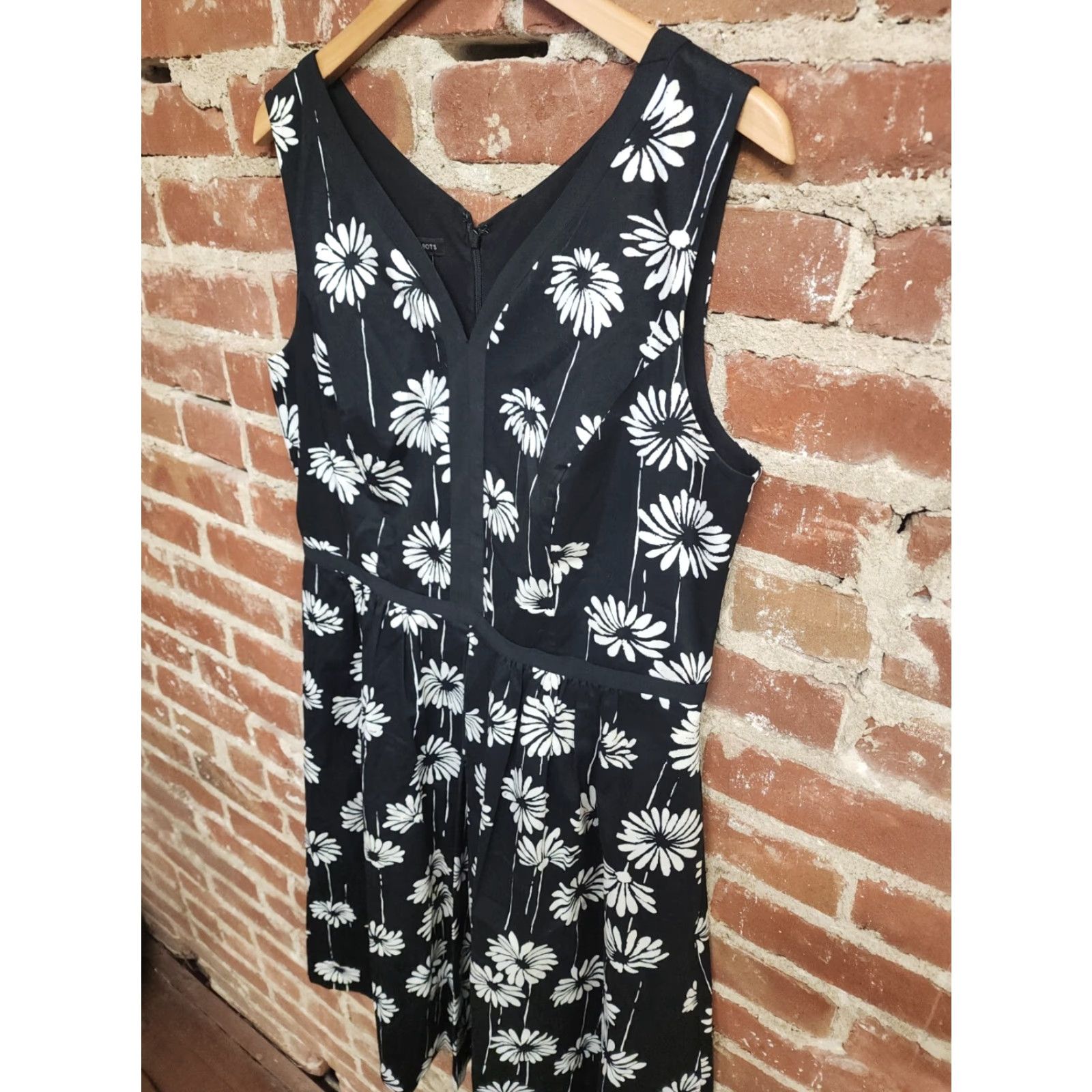 Talbots Talbots Dress Floral Multicolor Sleeveless Knee Length Womens 12 Size 12 Pleated Size XL / US 12-14 / IT 48-50 - 4 Thumbnail