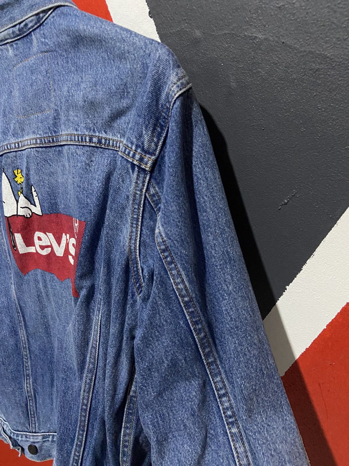 Levi's Levis X Snoopy Denim Jacket Size US M / EU 48-50 / 2 - 5 Thumbnail