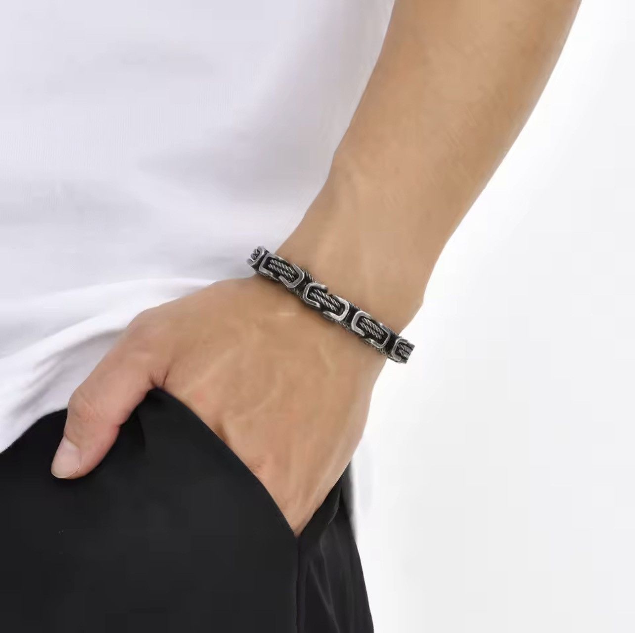 Jewelry Creative 8Mm Stainless Steel Braided Link Wristband Bracelet in Silver, Men's