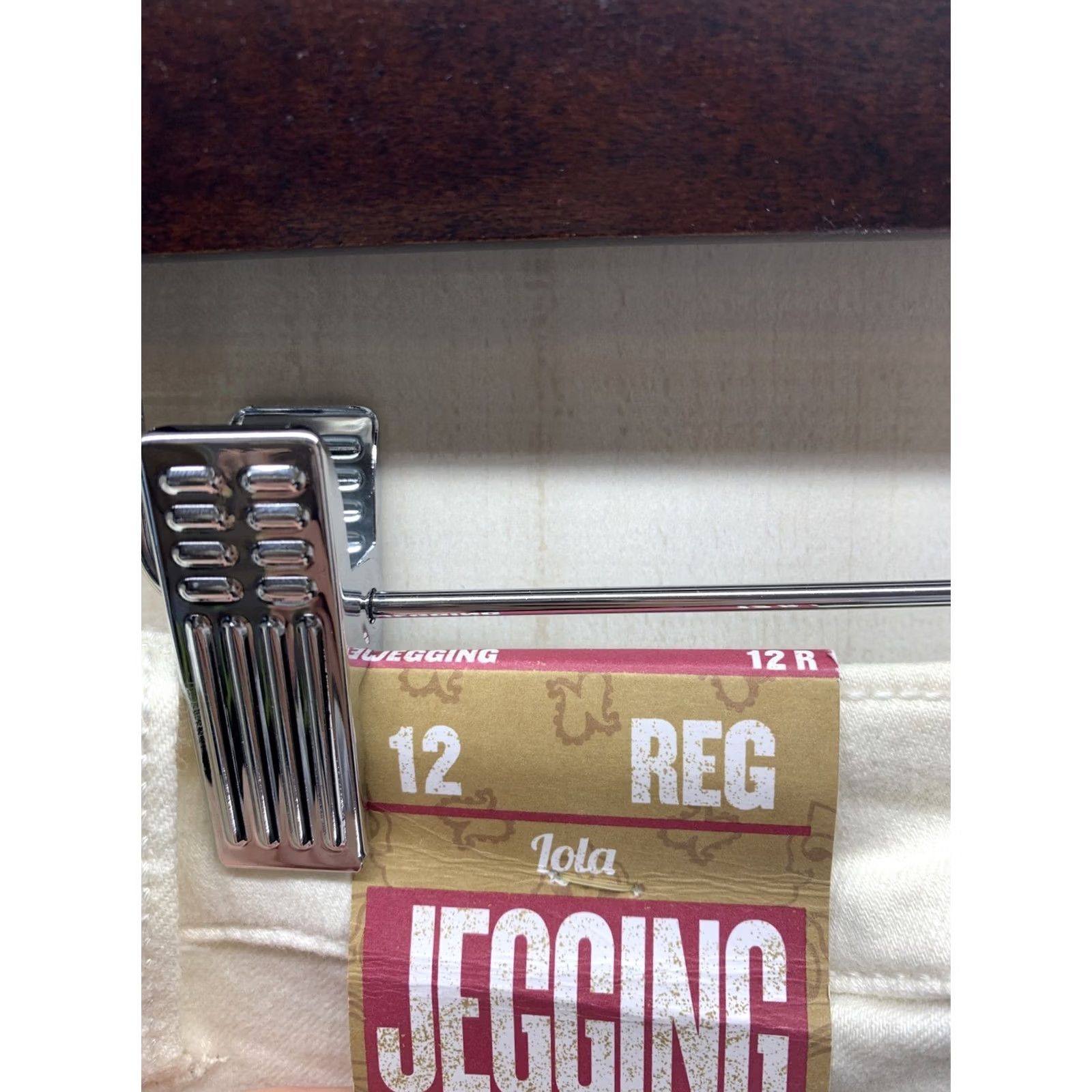 Vintage Aéropostale Skinniest Fit Womens/Teens SZ 12 R Ivory Jeggings NWT Jeans (Mens Size 12) Size 34" / US 12 / IT 48 - 5 Thumbnail