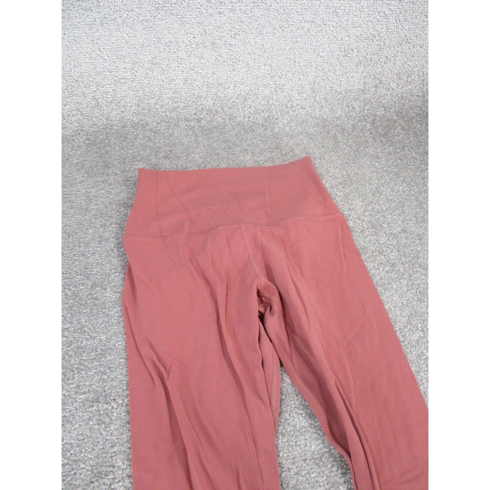 Lululemon Lululemon Womens 4 Brier Rose Red Pink Nulu Crop Yoga Leggings Size 27" / US 4 / IT 40 - 3 Thumbnail