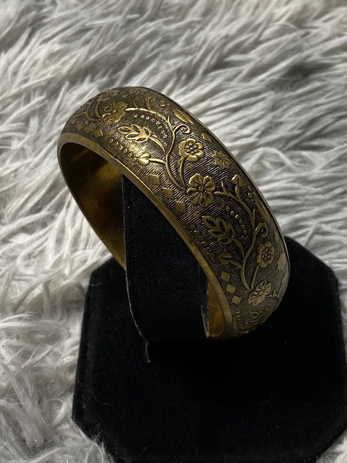 Jewelry Ornate Vintage Brass Cuff Bracelet | Japanese Brand Size ONE SIZE - 1 Thumbnail