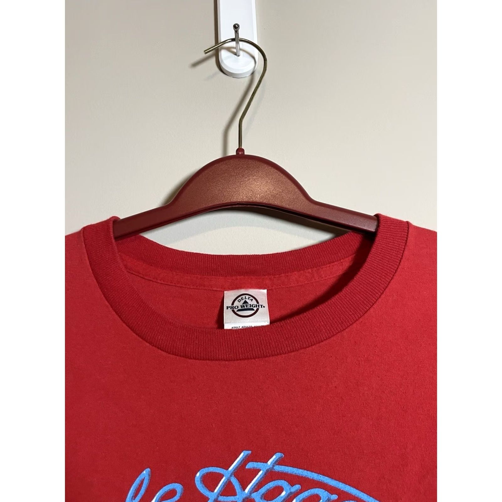 Delta VINTAGE Merle Haggard Motorcycle Cowboy Men's Red T-Shirt XL Graphic Delta Pro Weight 2000-2009 S/S Size US XL / EU 56 / 4 - 4 Thumbnail