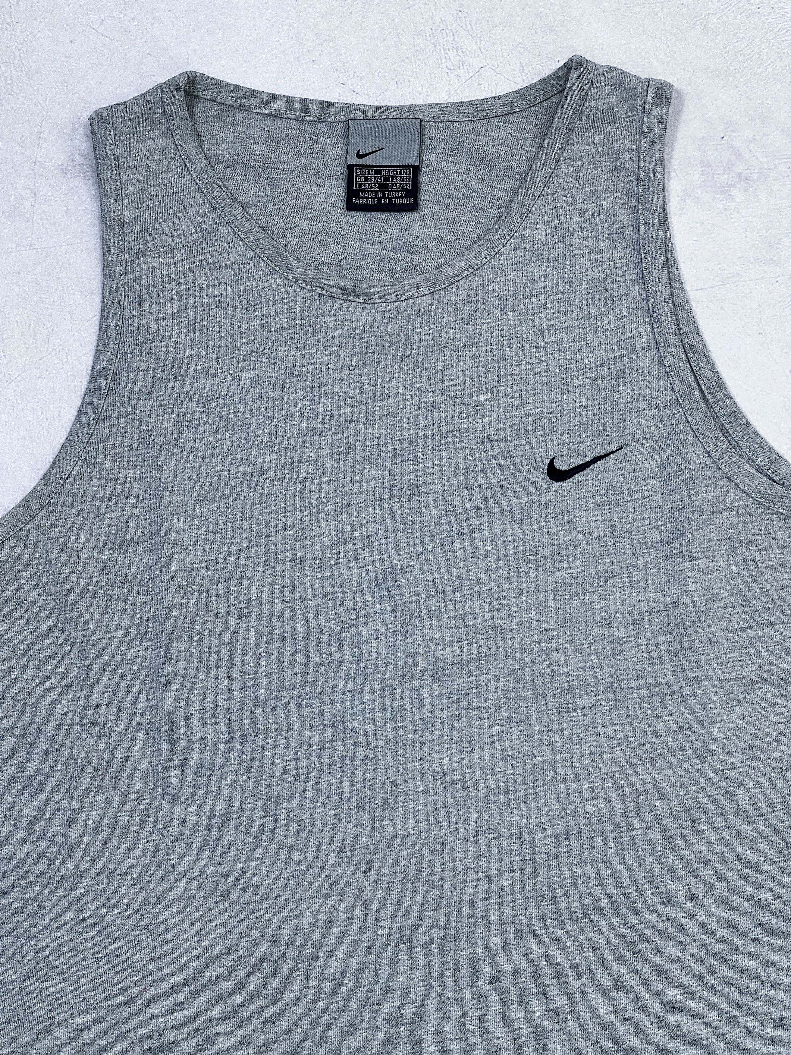 Nike × Vintage Vintage Nike Vest Central Logo Grey Size US M / EU 48-50 / 2 - 3 Thumbnail