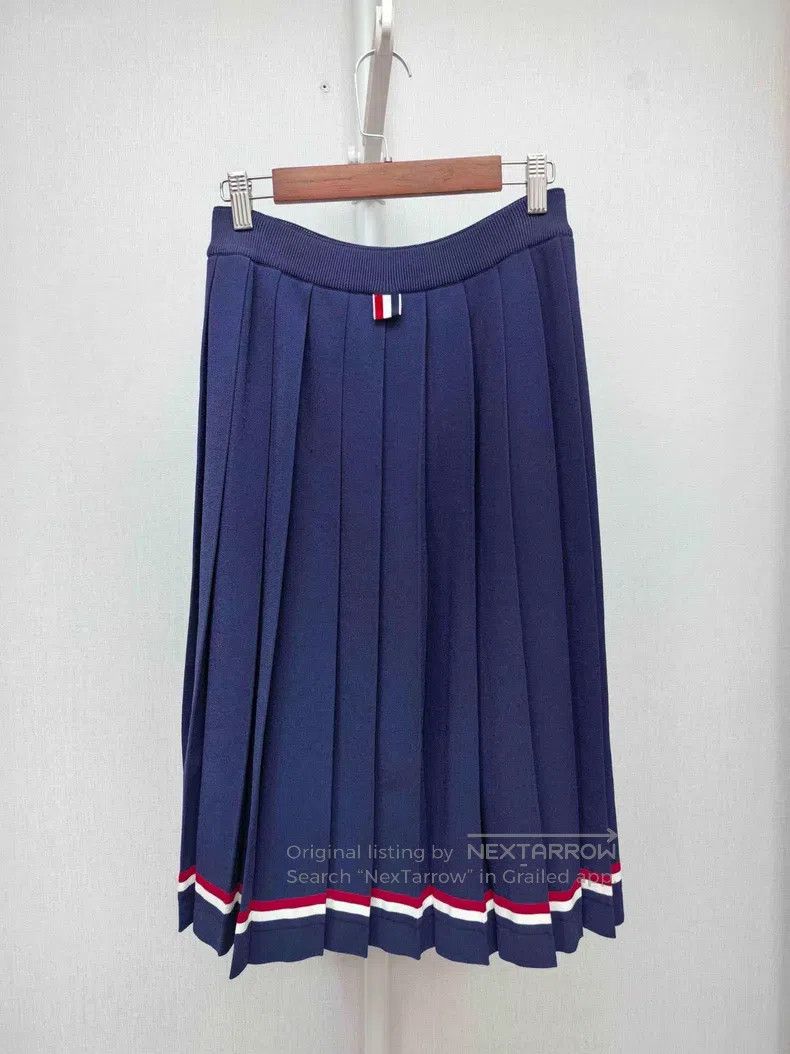 Thom Browne Thom Browne Navy Blue Knit Pleated Skirt Size 26" / US 2 / IT 38 - 2 Thumbnail