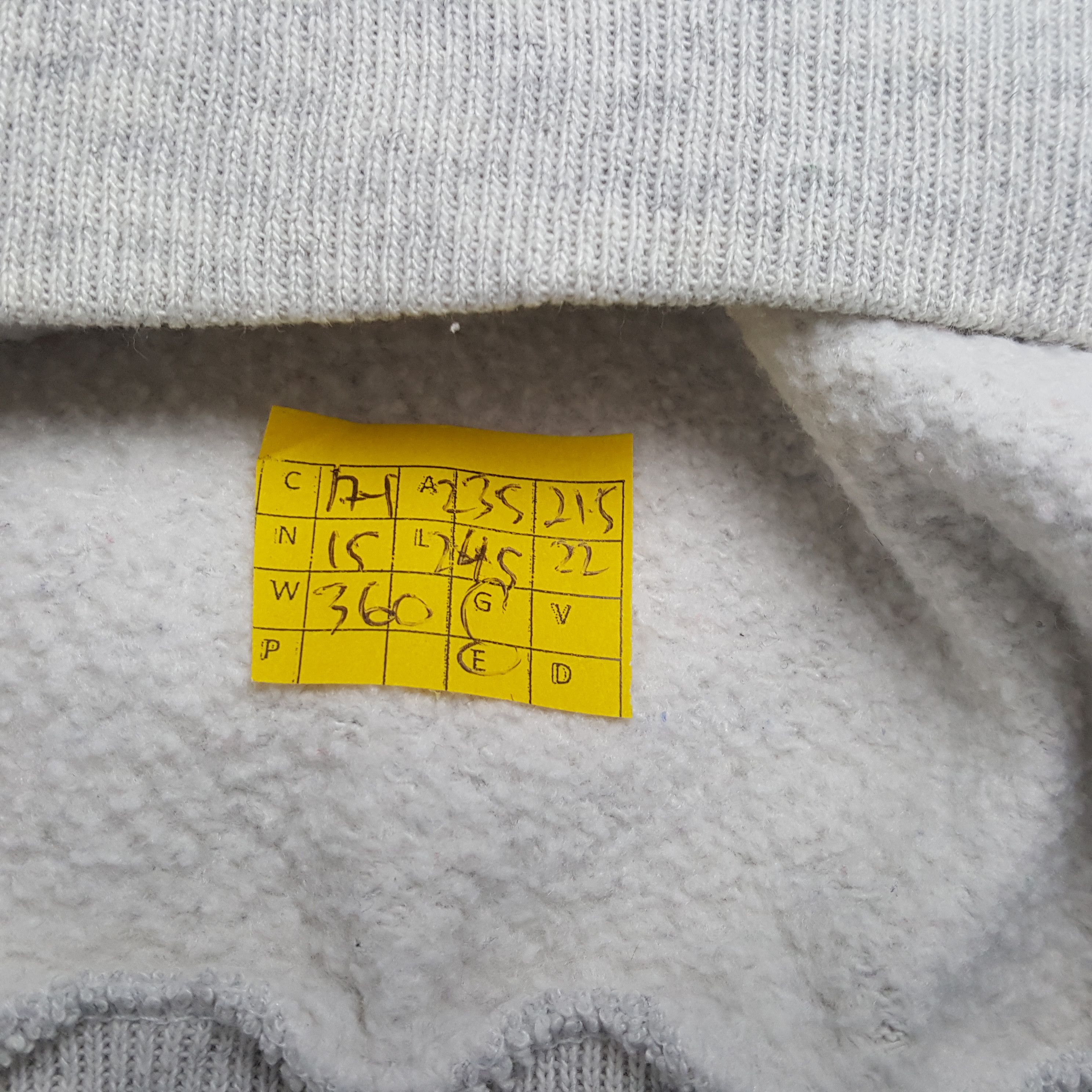 Cartoon Network × Vintage Vintage WINNIE THE POOH American Cartoon Promo Sweatshirts Size US L / EU 52-54 / 3 - 6 Thumbnail