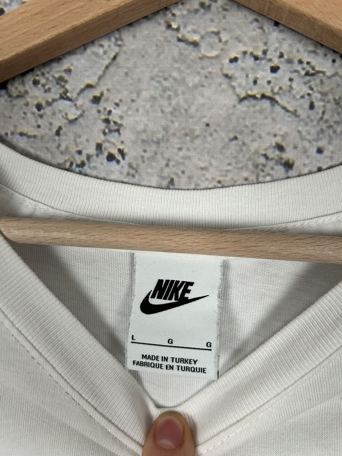 Nike × Vintage Nike Swoosh Logo White Graphic Tee Streetwear Drill Size US L / EU 52-54 / 3 - 4 Thumbnail