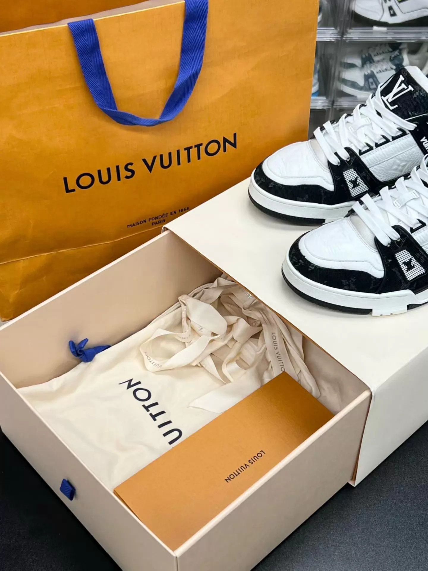 Louis Vuitton LV TRAINER Panda Denim UK4 Like New Size US 6.5 / IT 36.5 - 8 Thumbnail
