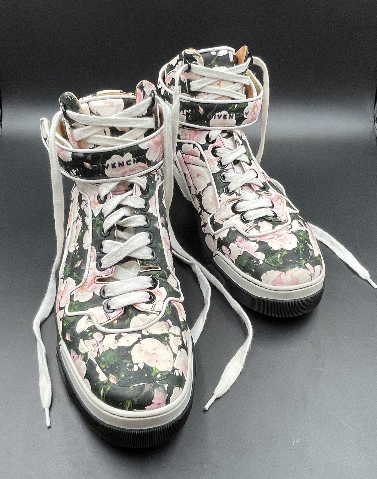 Givenchy Givenchy Tyson Floral High Top Sneaker Size US 12 / EU 45 - 11 Thumbnail