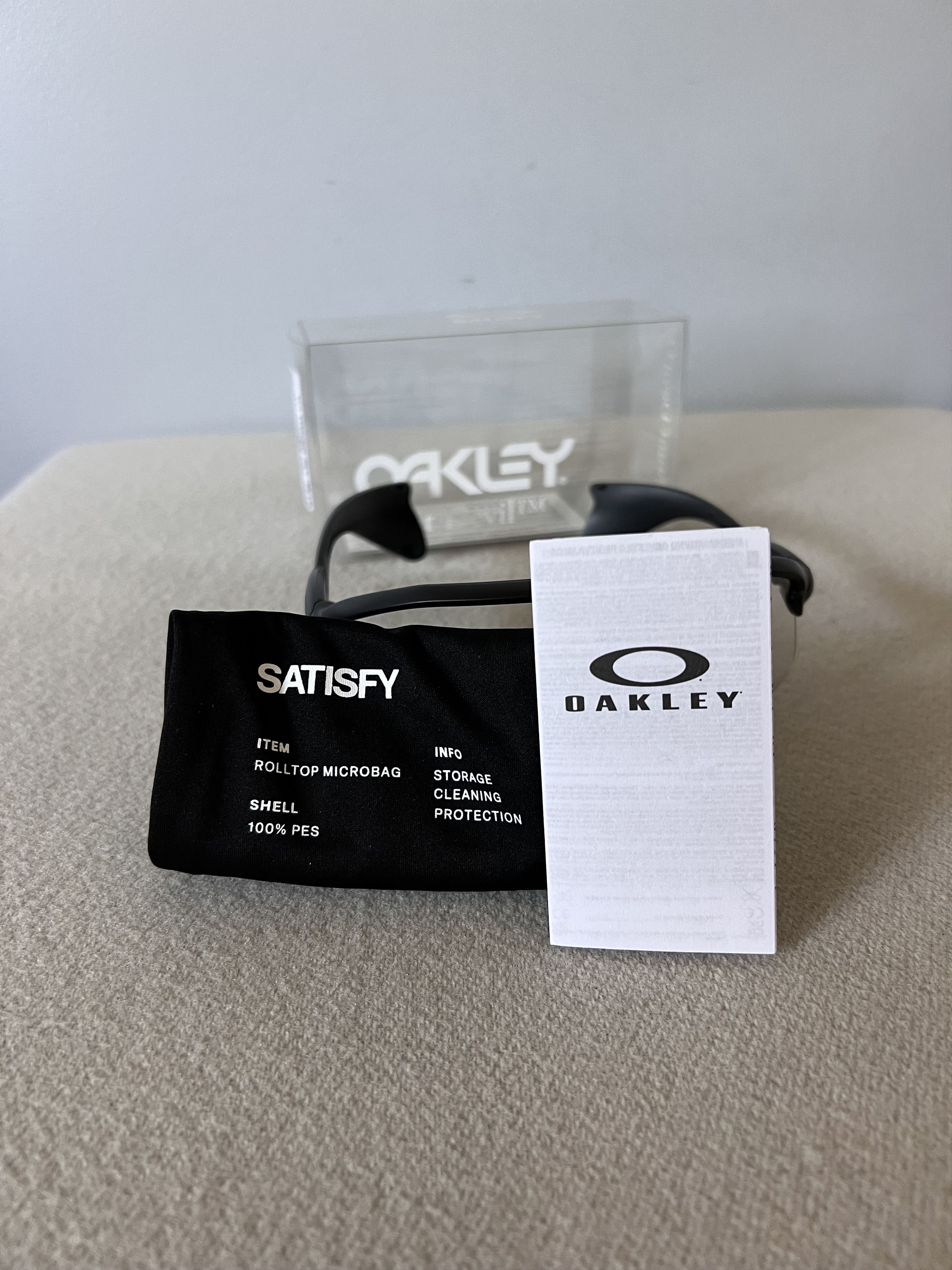 Oakley × Satisfy Satisfy Running Oakley Stunt Devil Sunglasses in Matte Black Size ONE SIZE - 8 Thumbnail