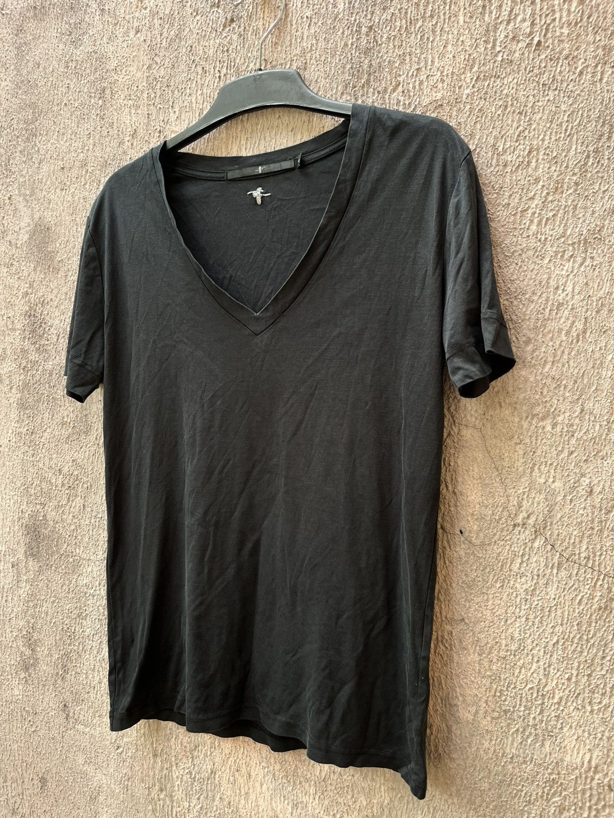 NO ID NO ID Vneck Japanese vkei Size US M / EU 48-50 / 2 - 2 Thumbnail