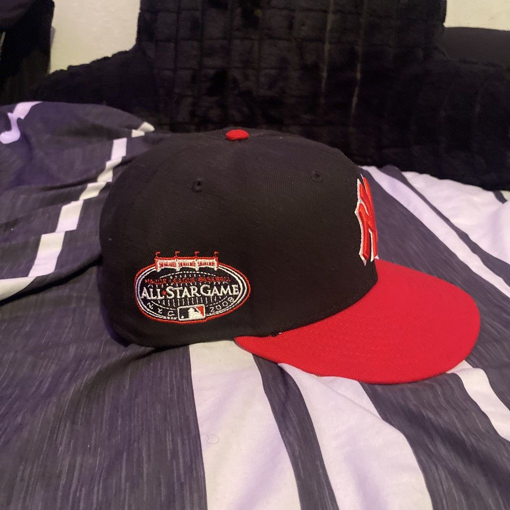 New Era 7 1/2 Black and Red New York Yankees Hat Size ONE SIZE - 2 Thumbnail