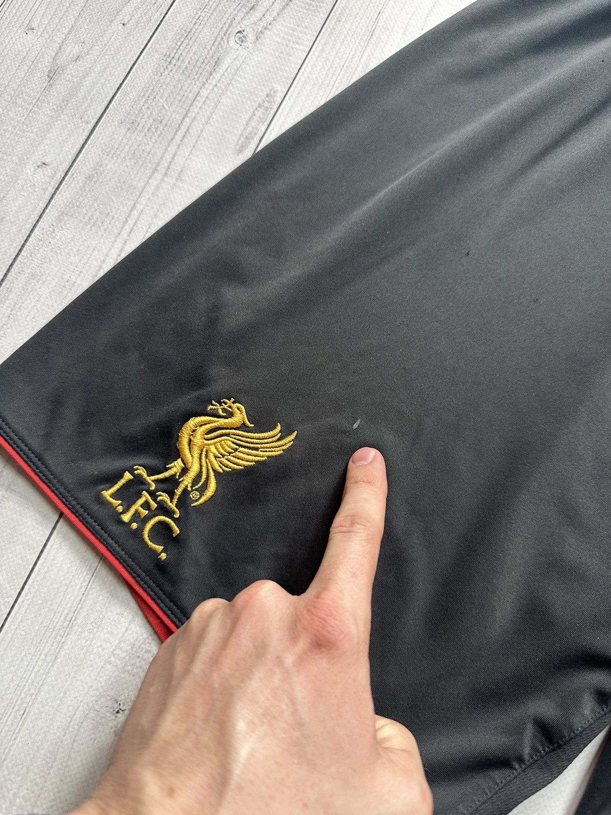 Vintage Vintage Liverpool black shorts size L logo Size US 34 / EU 50 - 3 Thumbnail