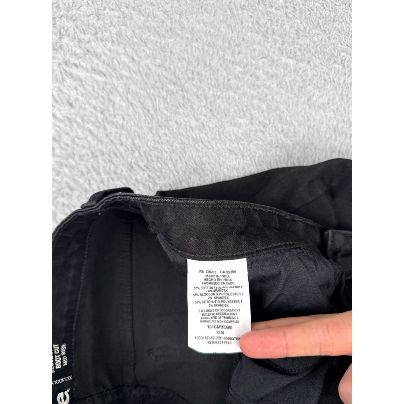 Lee Lee Jeans Black Denim Bootcut Womens 12 Regular Fit Mid Rise 31x32 Cotton Blend 5-Pocket Zipper Button Distressed Rock Style Mens? Size 34" / US 12 / IT 48 - 7 Thumbnail