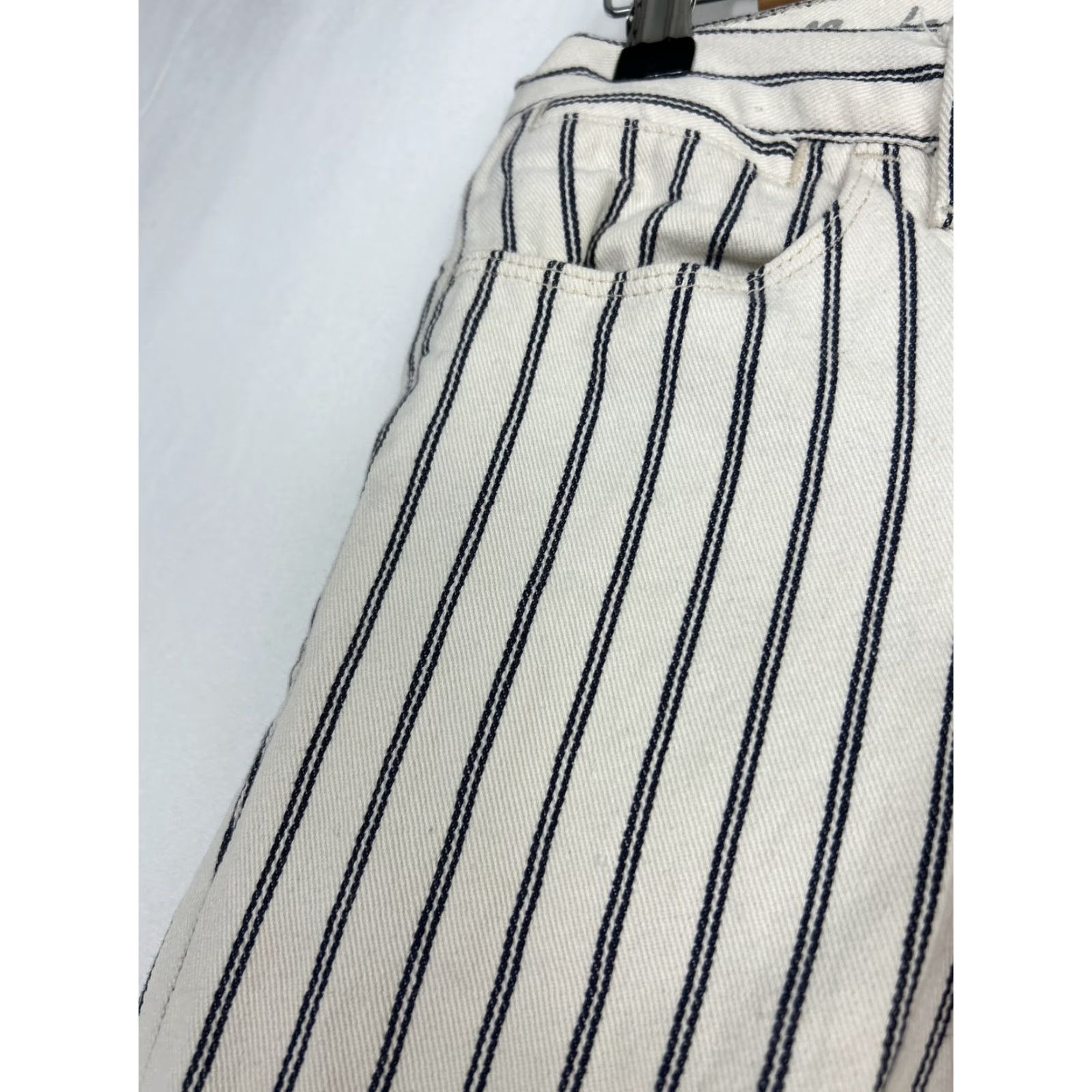 Madewell Madewell striped skinny pants Navy & White Striped Skinny Ankles 30x27 Women Size 27 Regular Inseam 27 Size 27" / US 4 / IT 40 - 7 Thumbnail