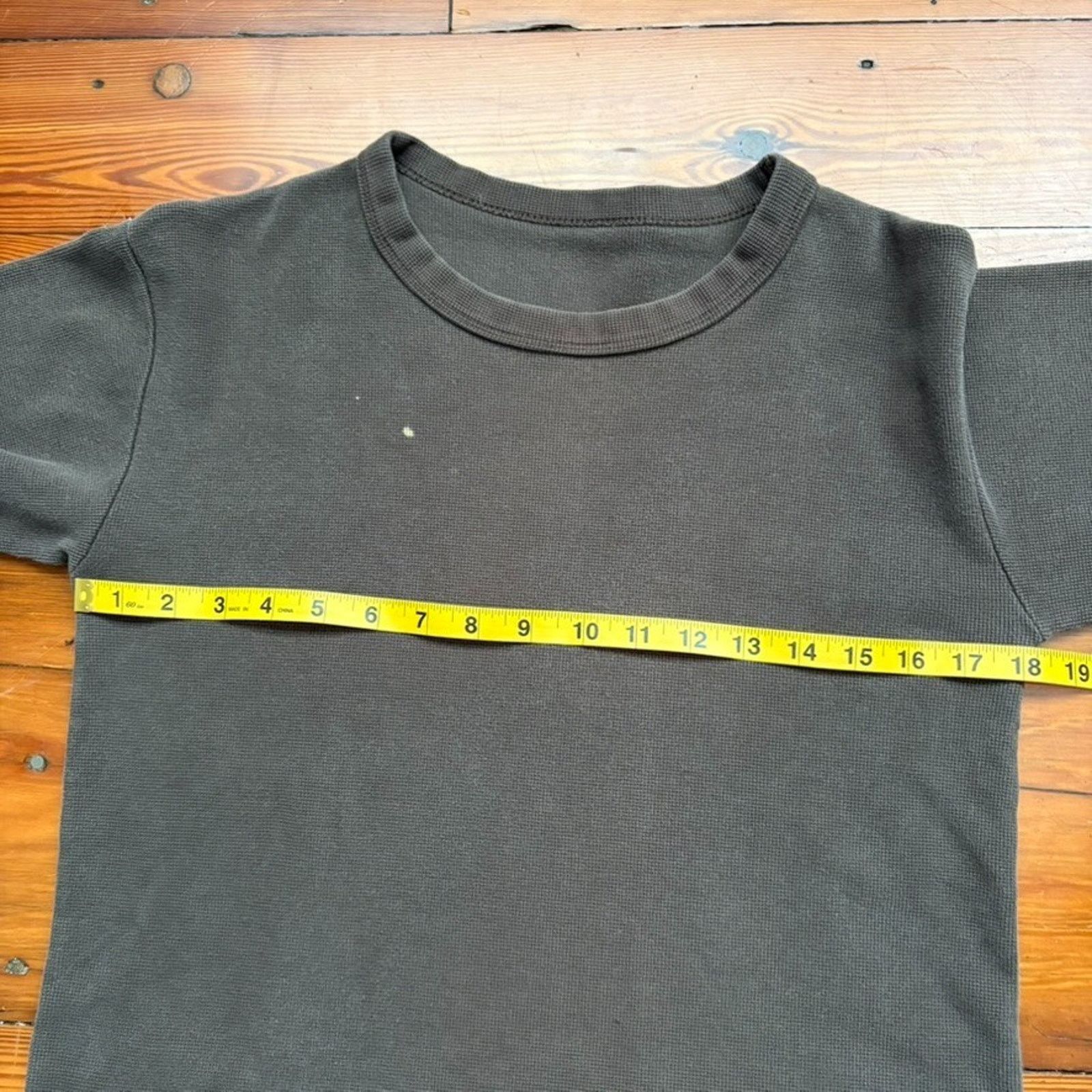 Vintage Vintage Thermal Shirt Men's Size S Brown Worn 1990s Size US S / EU 44-46 / 1 - 4 Thumbnail
