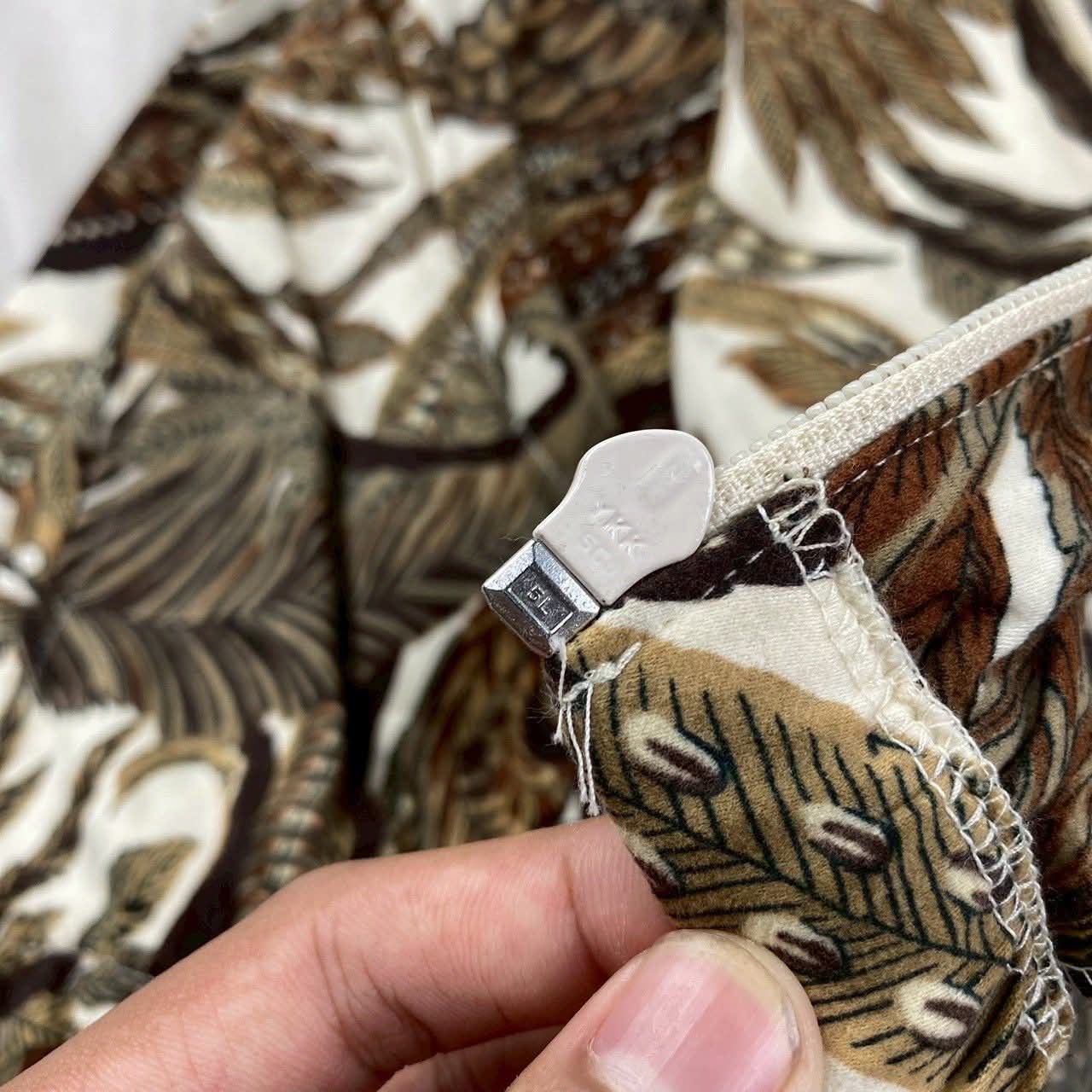 Versace Vintage Versace Bomber Jacket Floral Classic design Size US L / EU 52-54 / 3 - 9 Thumbnail