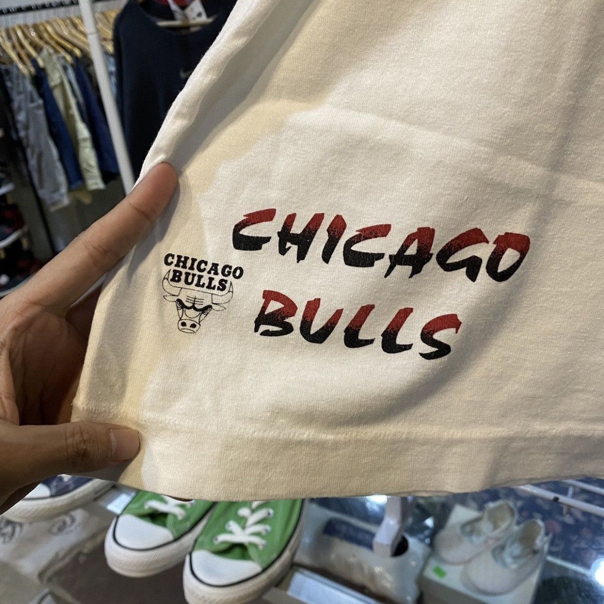 NBA Vintage 90s NBA Chicago Bulls T-Shirt Size US L / EU 52-54 / 3 - 7 Thumbnail