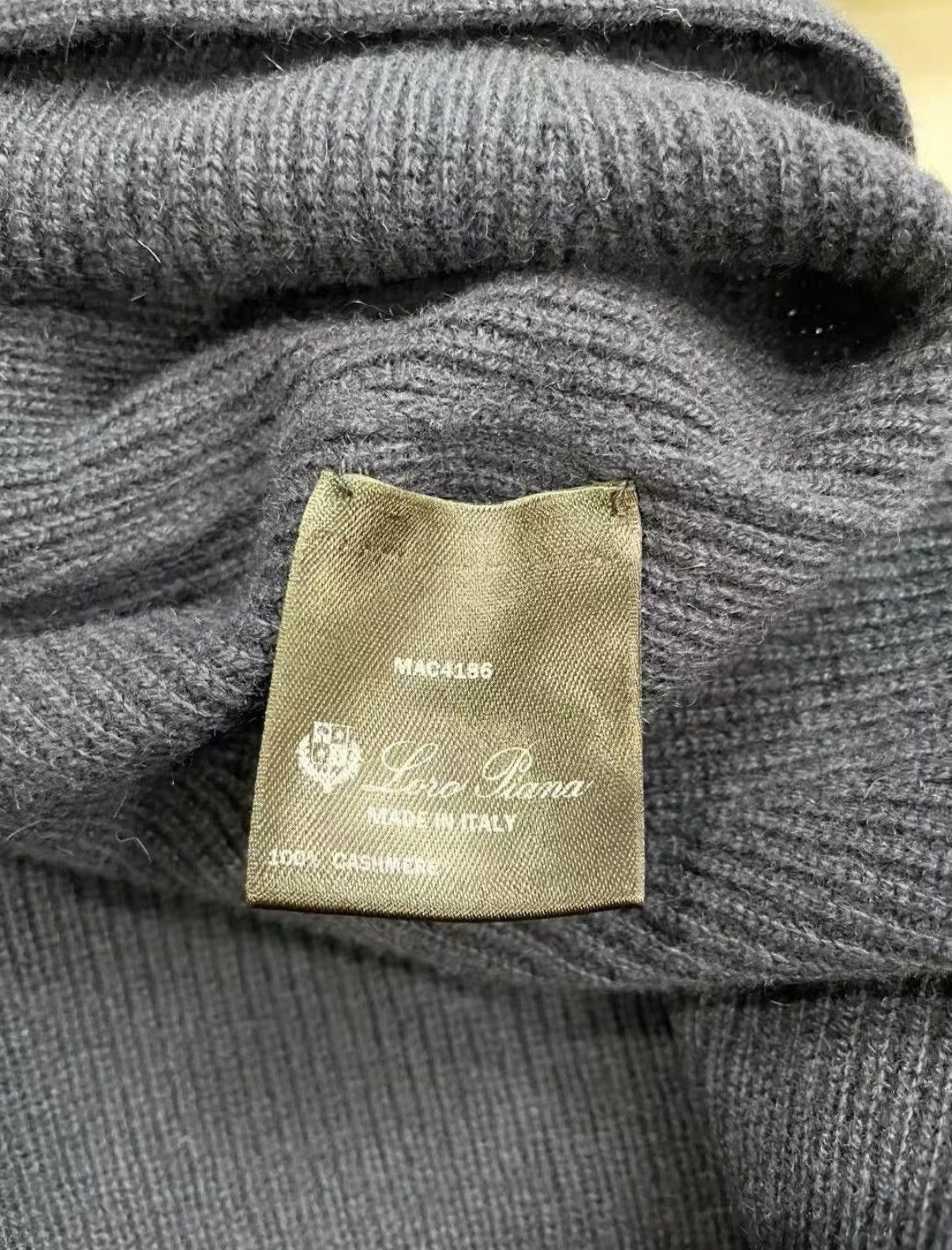 Loro Piana Loro Piana Classic Blue Cashmere Sweater J33 Size M / US 6-8 / IT 42-44 - 6 Thumbnail