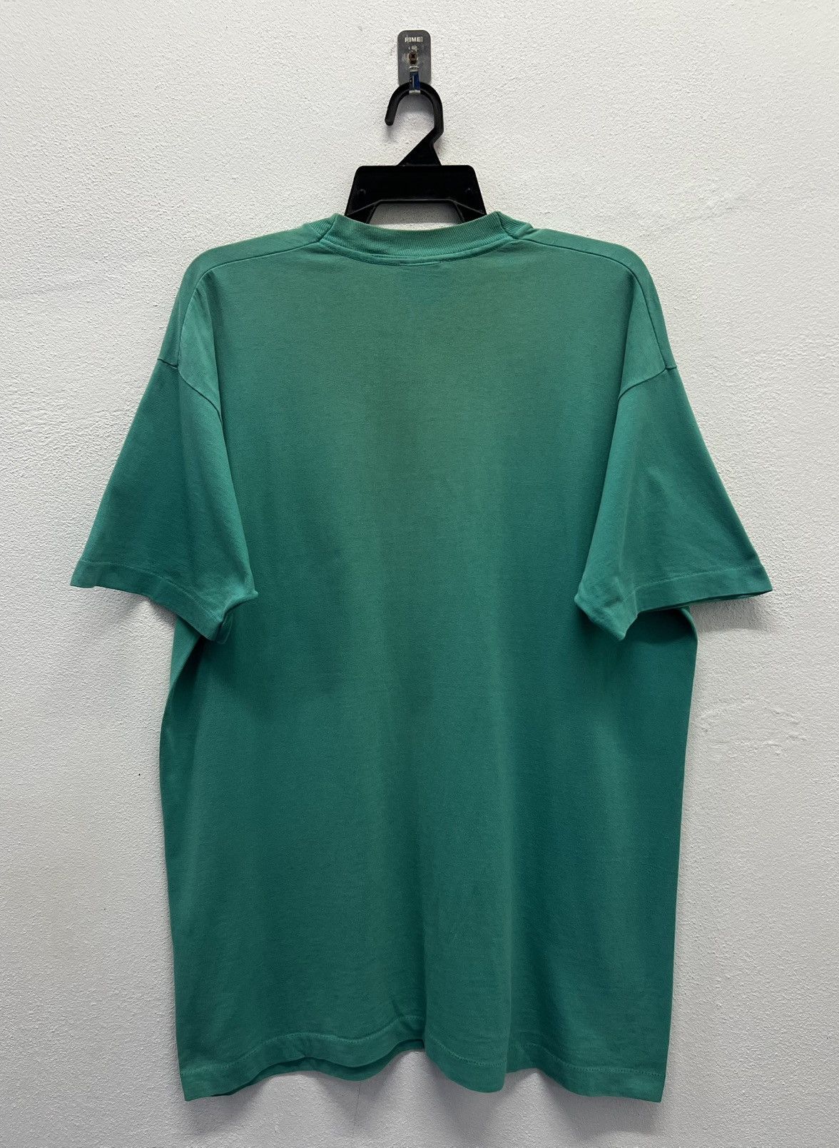 NFL × Vintage VINTAGE 1994 THE MIAMI HERALD DOLPHINS MADE IN USA TEE SHIRT Size US XL / EU 56 / 4 - 2 Thumbnail