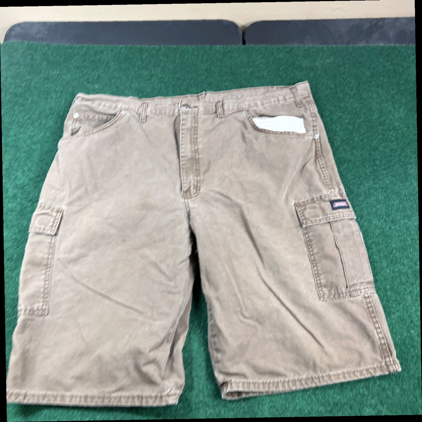 Dickies Dickies Cargo Shorts Brown Mens Relaxed Fit Size 44" Work Short Size US 44 / EU 60 - 1 Thumbnail