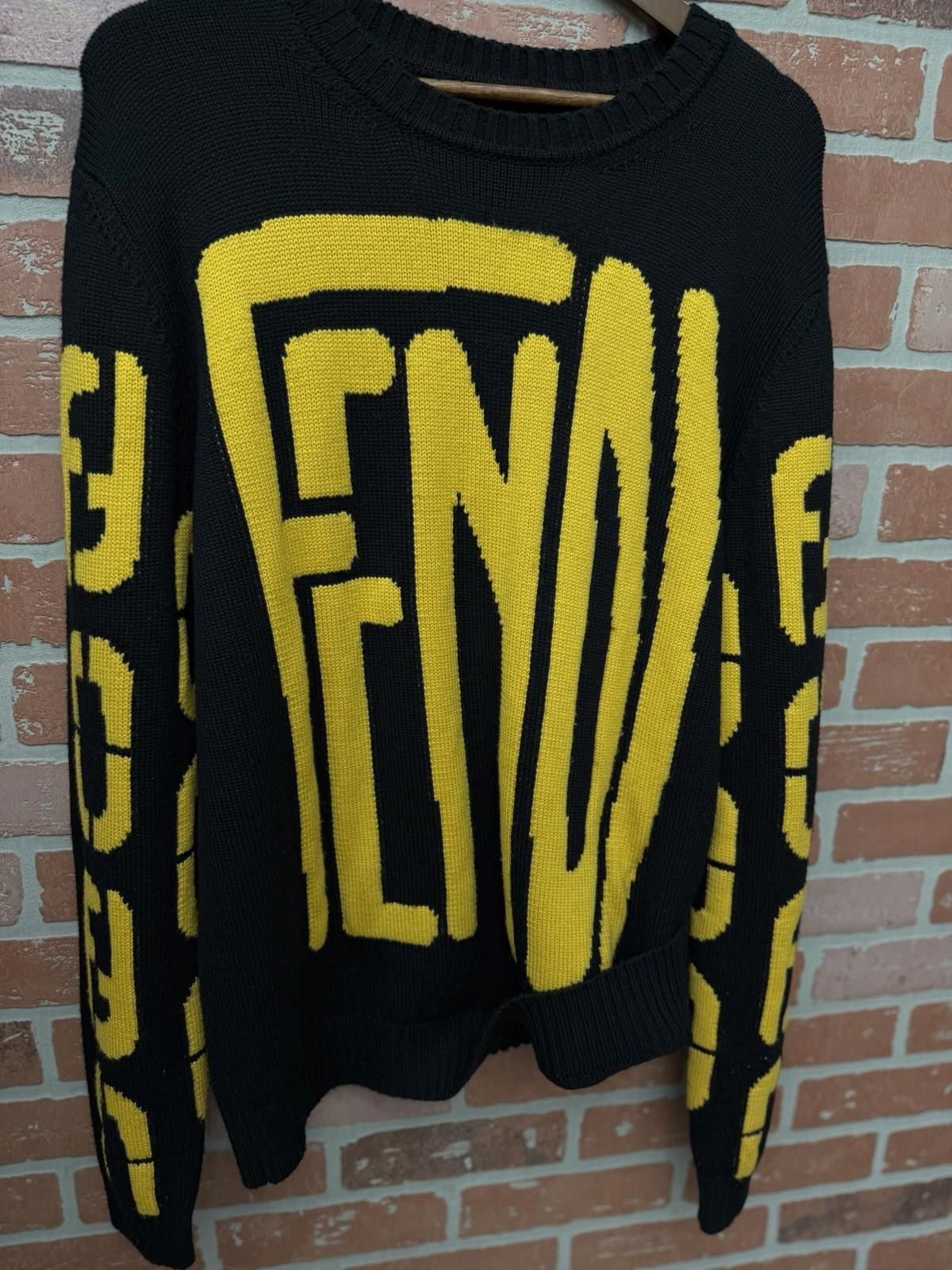 Fendi Men's Fendi Brown, Black & Yellow Sweater Size 52 Knit $1k Size US L / EU 52-54 / 3 - 2 Thumbnail