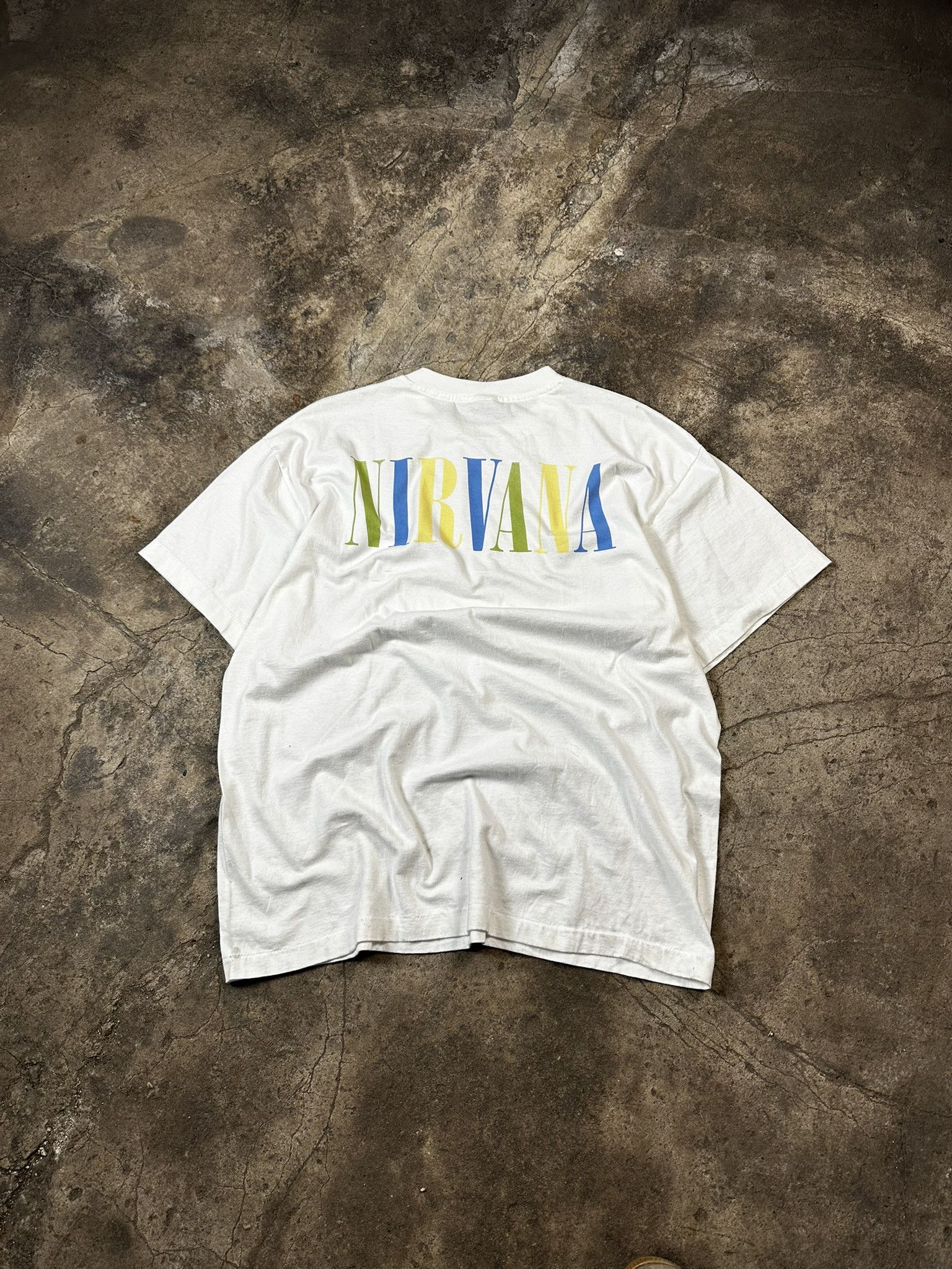 Band Tees 90s Vintage Nirvana Rock Grunge Band T-shirt Size US XL / EU 56 / 4 - 2 Thumbnail