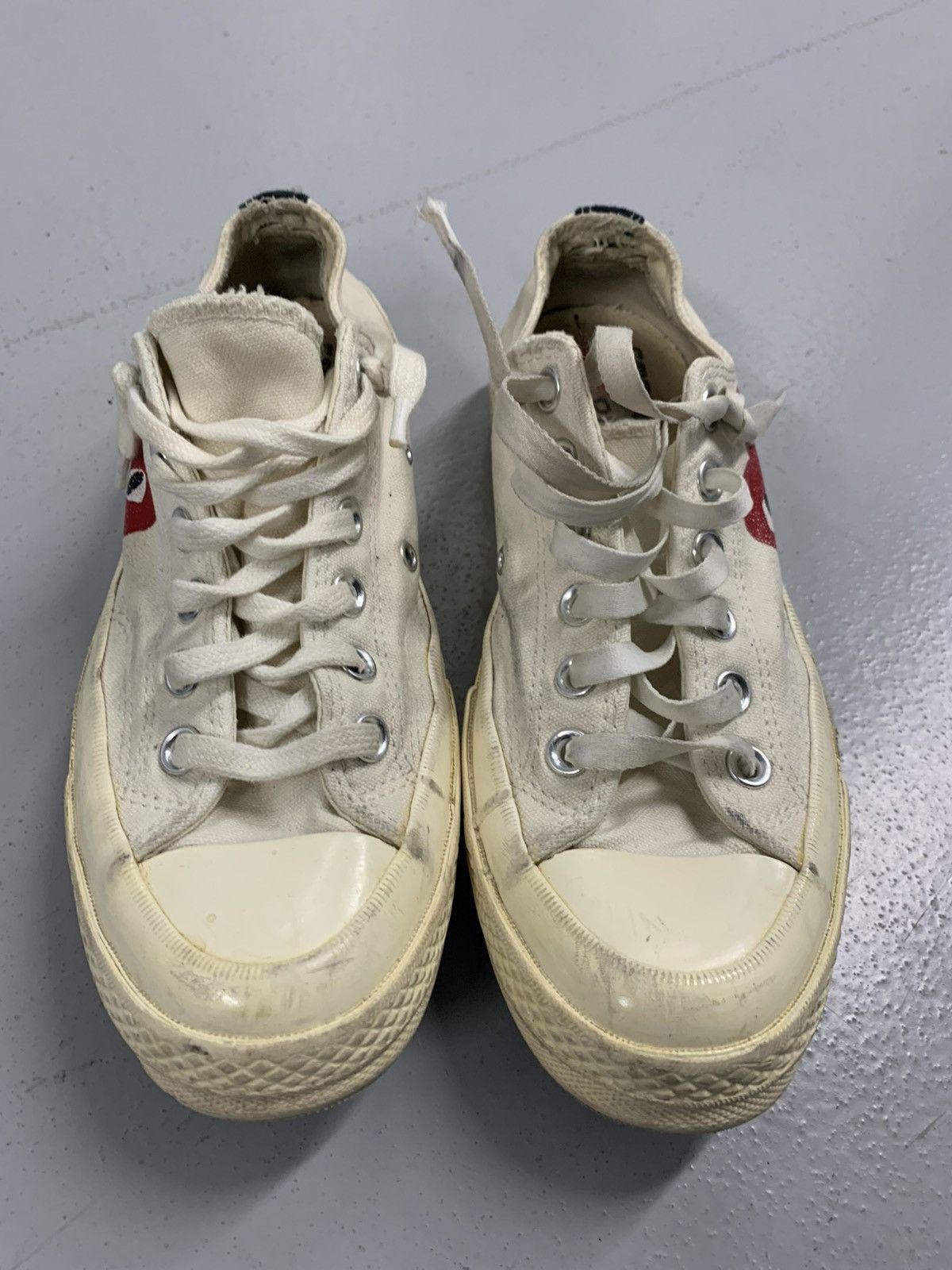 Comme des Garcons PLAY × Converse Converse x Comme des Garçons PLAY Low Top Sneakers Size 5 Size US 5 / EU 37 - 2 Thumbnail