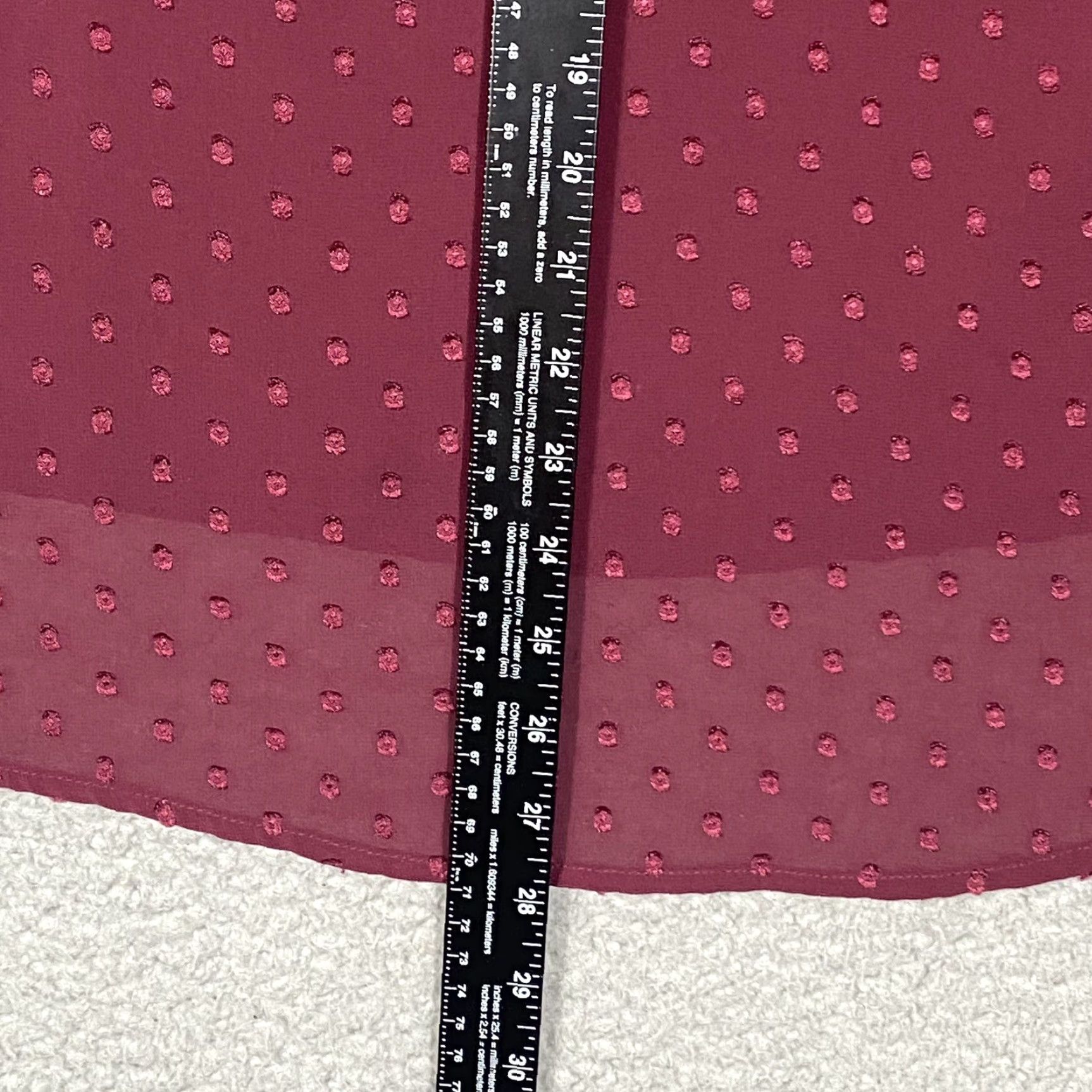 Torrid Torrid Tank Shirt Womens Plus Burgundy Chiffon Swiss Dot Sleeveless Mock Neck Button-Loop Keyhole Back 0X Size 0X Size XL / US 12-14 / IT 48-50 - 5 Thumbnail