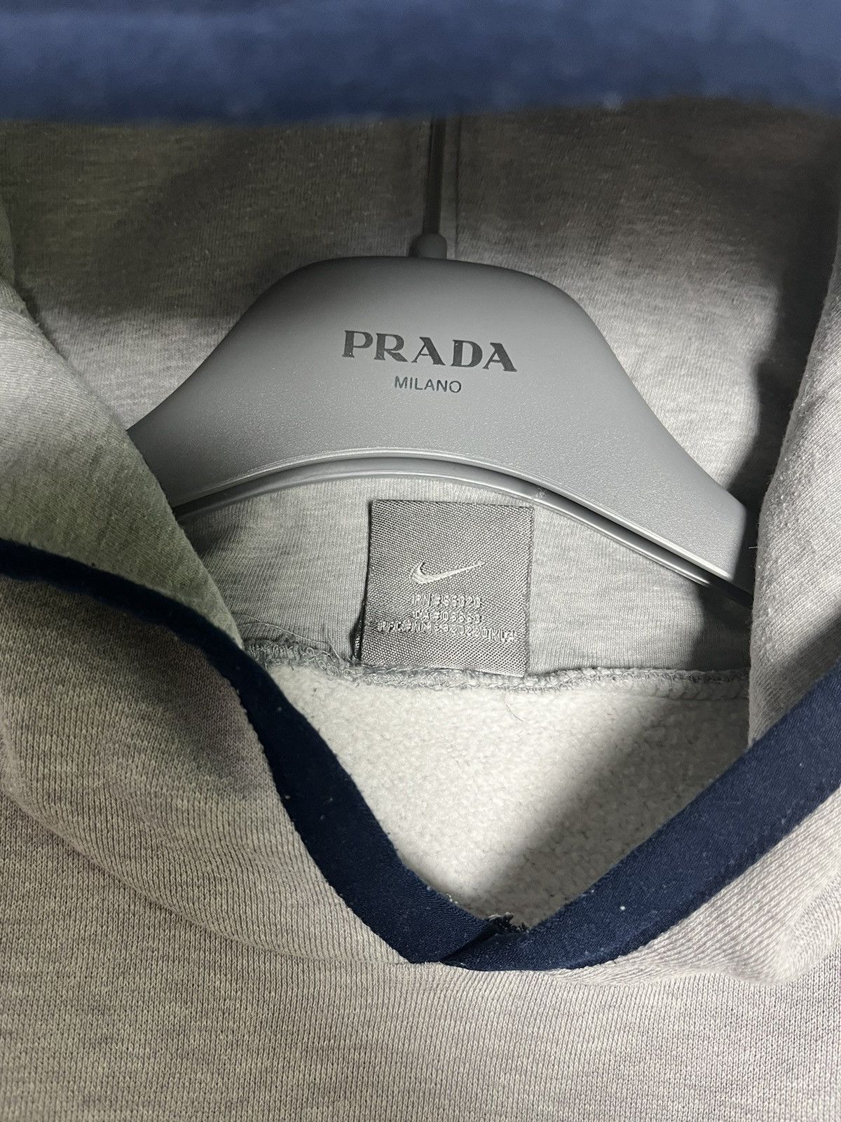 Nike Vintage Nike logo hoodie Size US XL / EU 56 / 4 - 3 Thumbnail