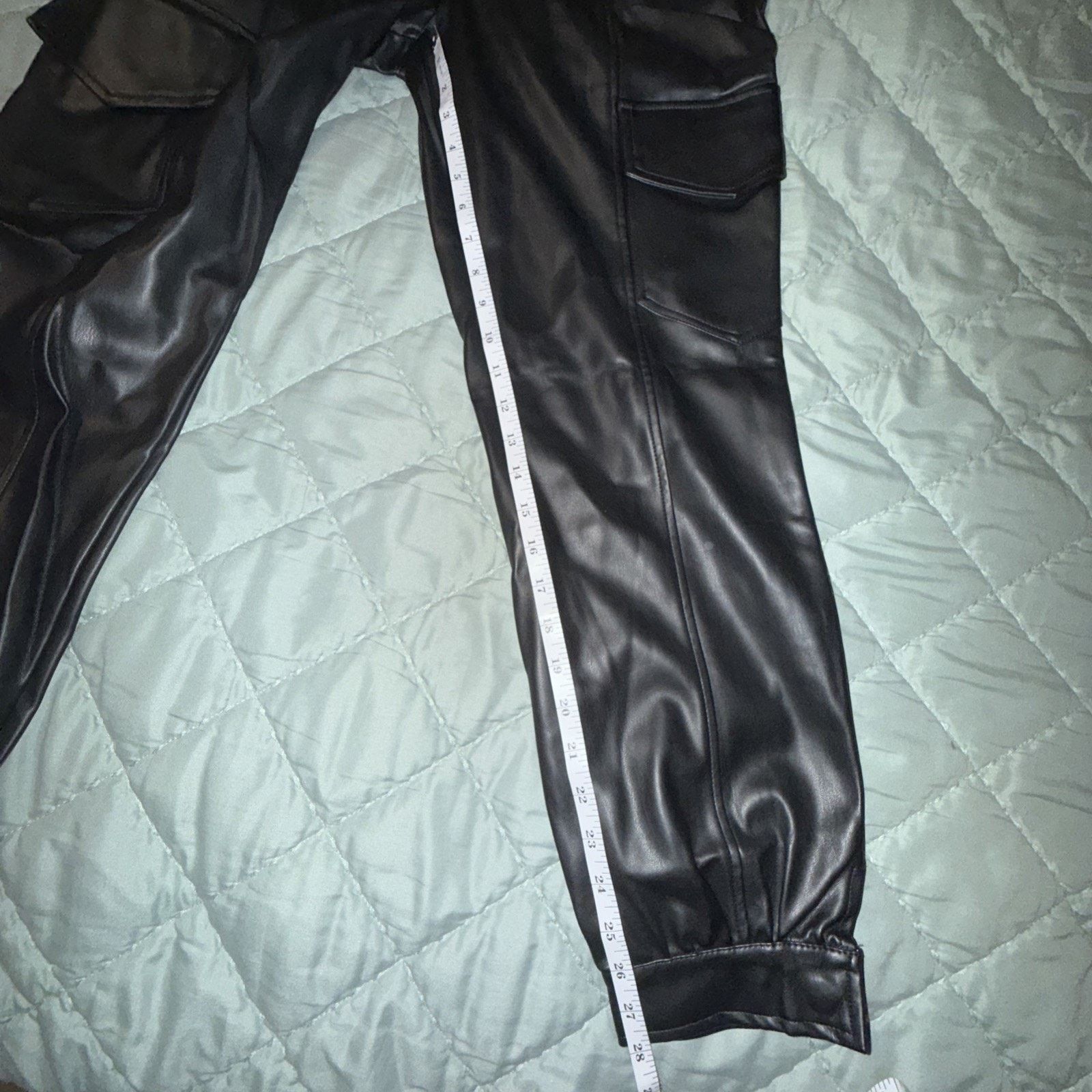 Anthropologie Anthropologie NWT Priscilla Faux leather pant cargo Sz Large Size 34" / US 12 / IT 48 - 9 Thumbnail
