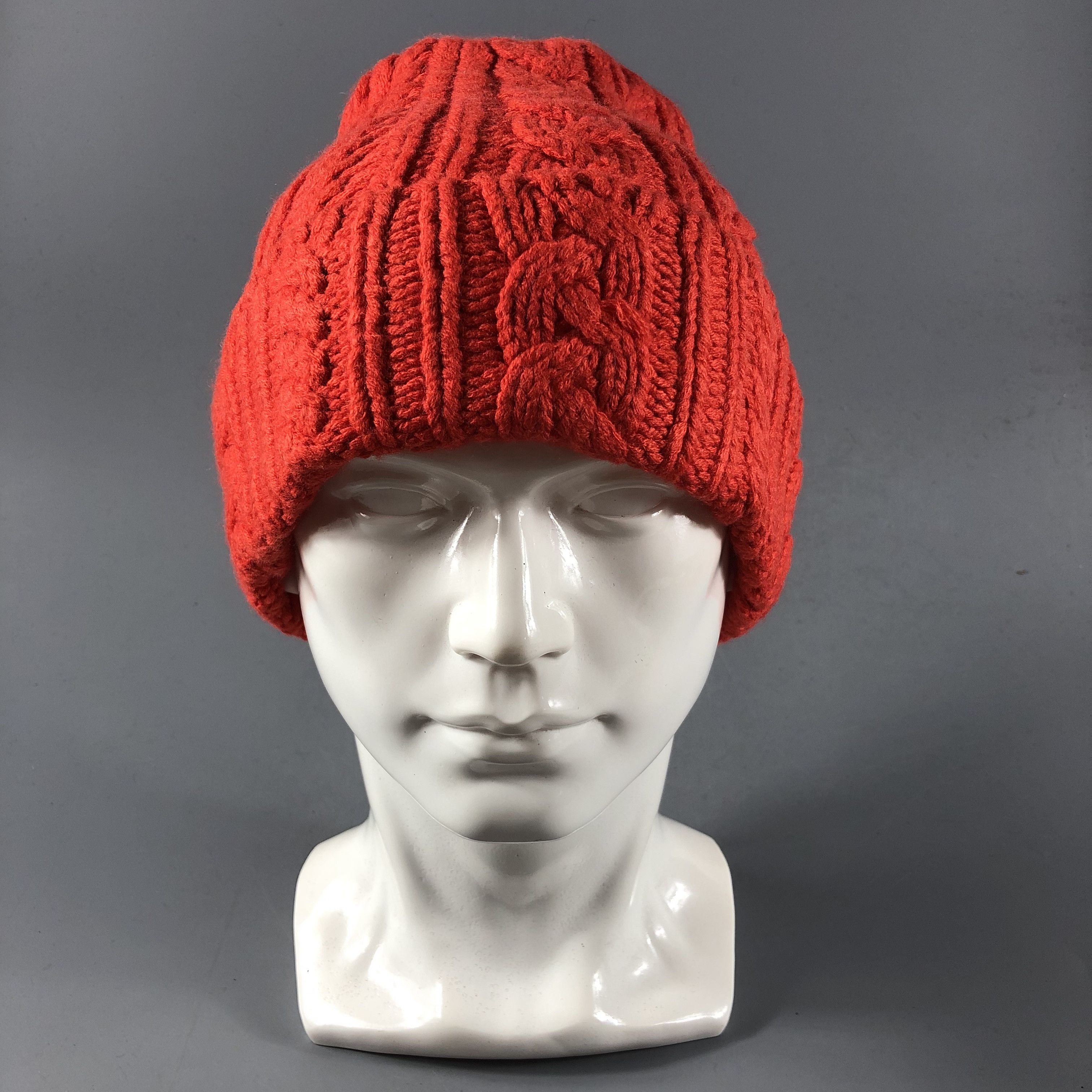 Japanese Brand Uniqlo Cable Knit Beanie Snowcap Snow Hat B546 Size ONE SIZE - 1 Thumbnail