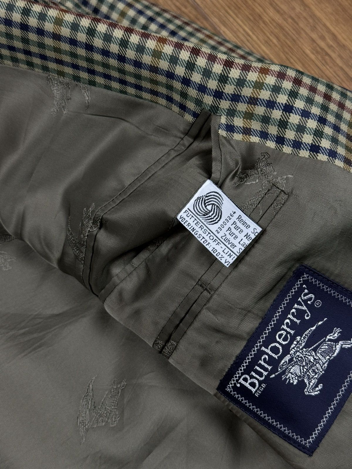 Burberry Vintage wool blazer Burberry Tweed original luxury item Size 42L - 3 Thumbnail