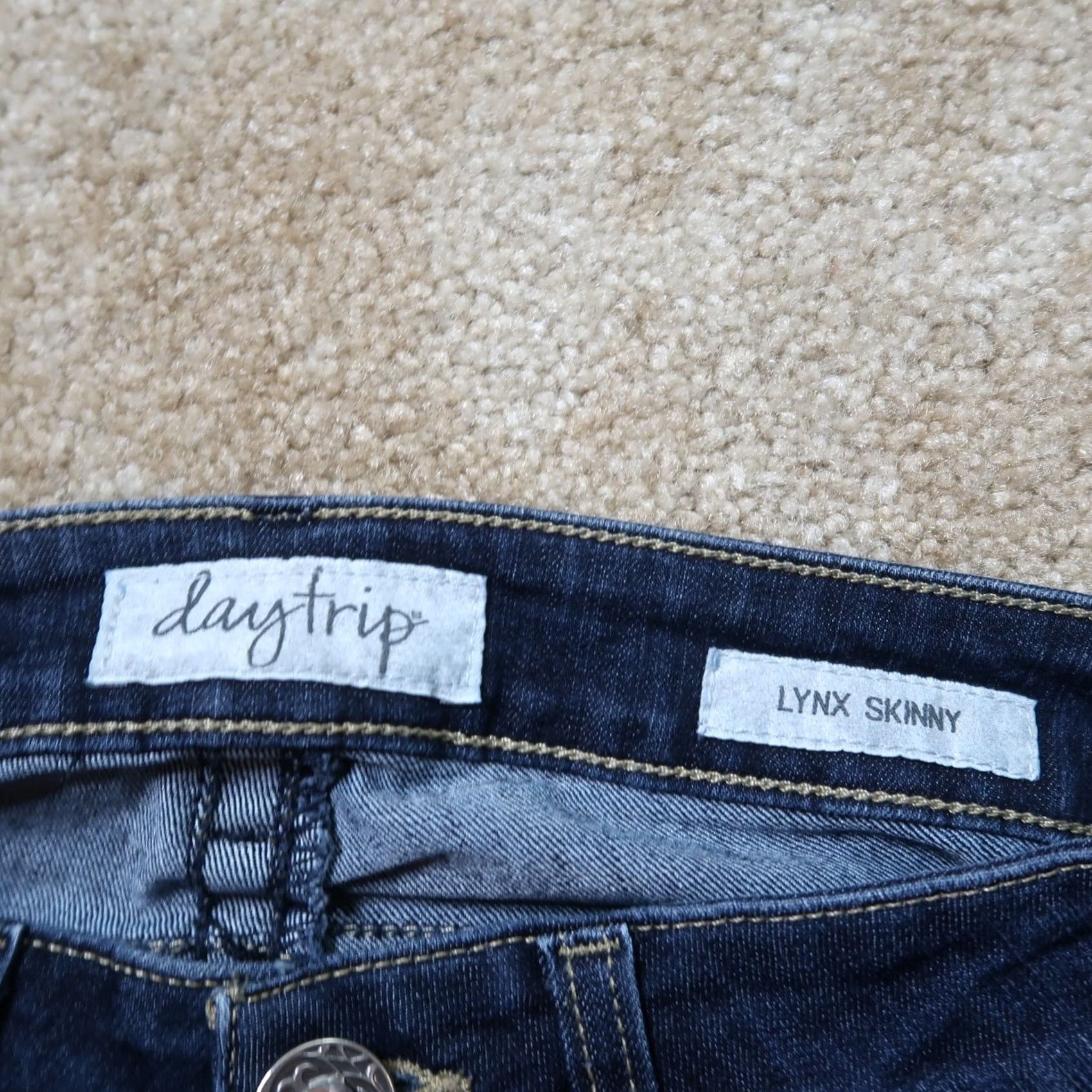 Vintage Daytrip Jeans Skinny Womens 27 Denim Low Rise Dark Wash Stretch Blue 5-Pocket Rise Slim Modern Womens Jeans Size 27" / US 4 / IT 40 - 4 Thumbnail
