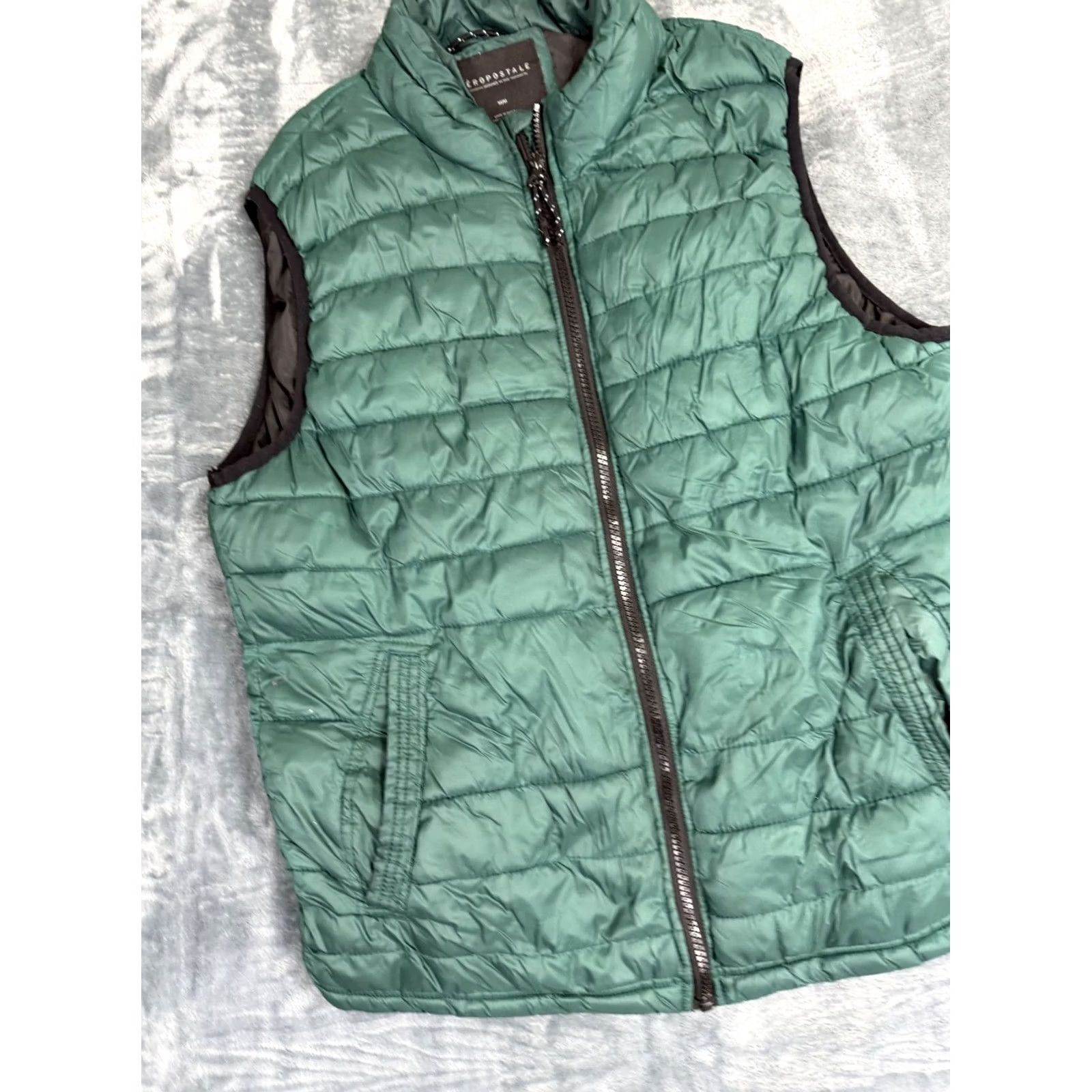 Aeropostale Aeropostale Mens Puffer Vest M Green Warm Quilted Outerwear Size US M / EU 48-50 / 2 - 3 Thumbnail