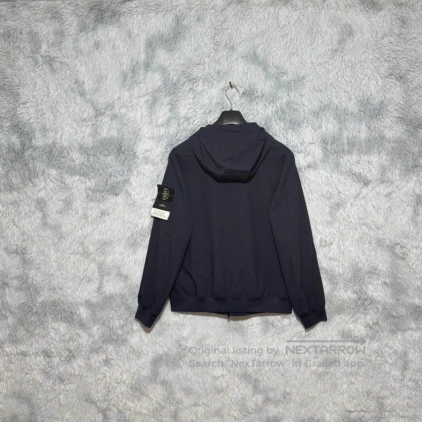 Stone Island stone island lightweight hooded jacket navy blue. Size US L / EU 52-54 / 3 - 2 Thumbnail