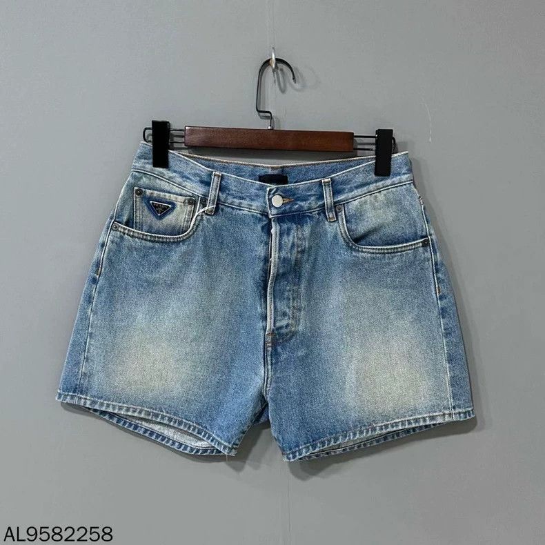 Prada Prada Pocket logo denim shorts 2504-Nextarrow Size US 30 / EU 46 - 1 Thumbnail