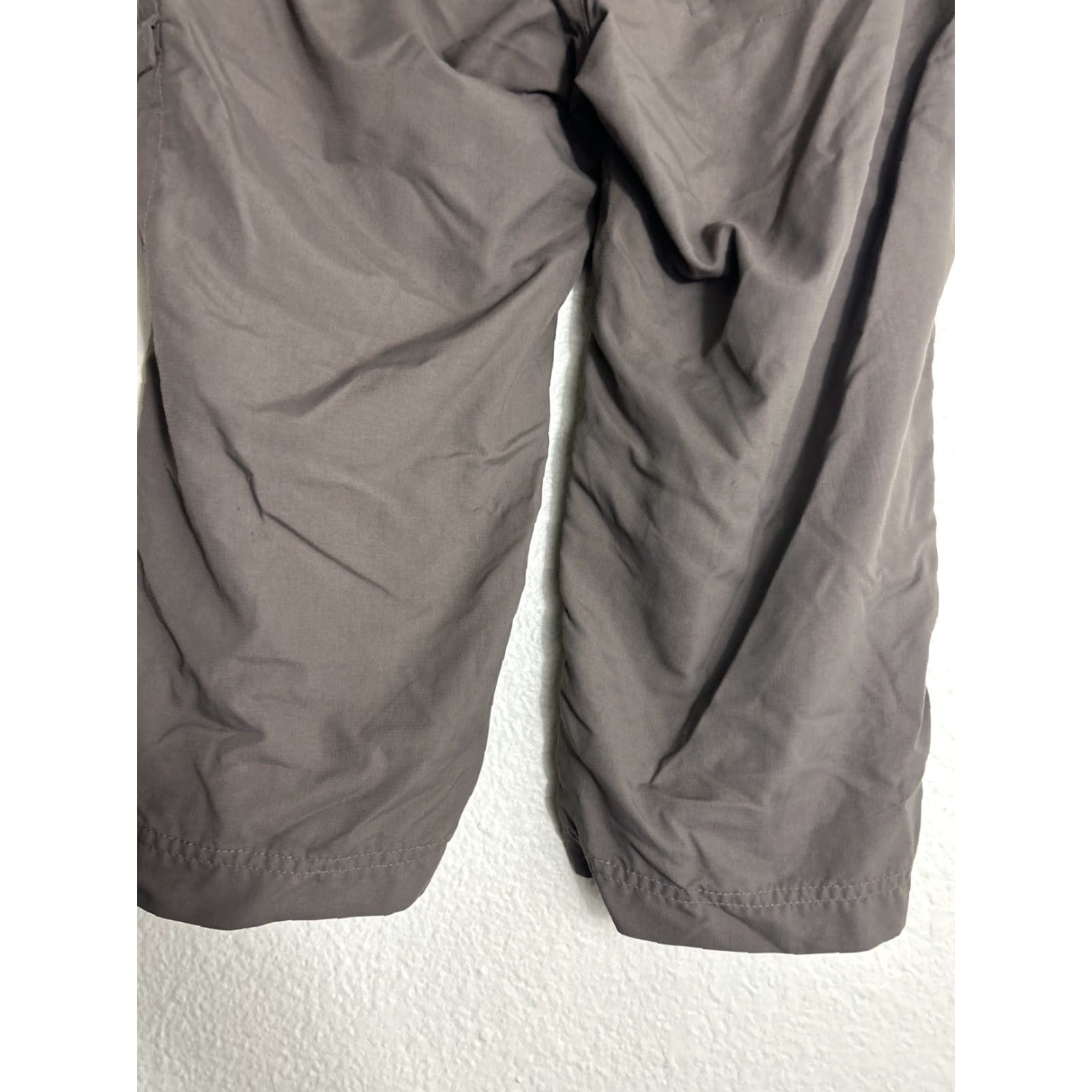 Vintage Columbia 10 Gray Ripstop Outdoor Hiking Cargo Capri Pants 32x18 Women Regular Wide-Leg Capris Size 32" / US 10 / IT 46 - 7 Thumbnail