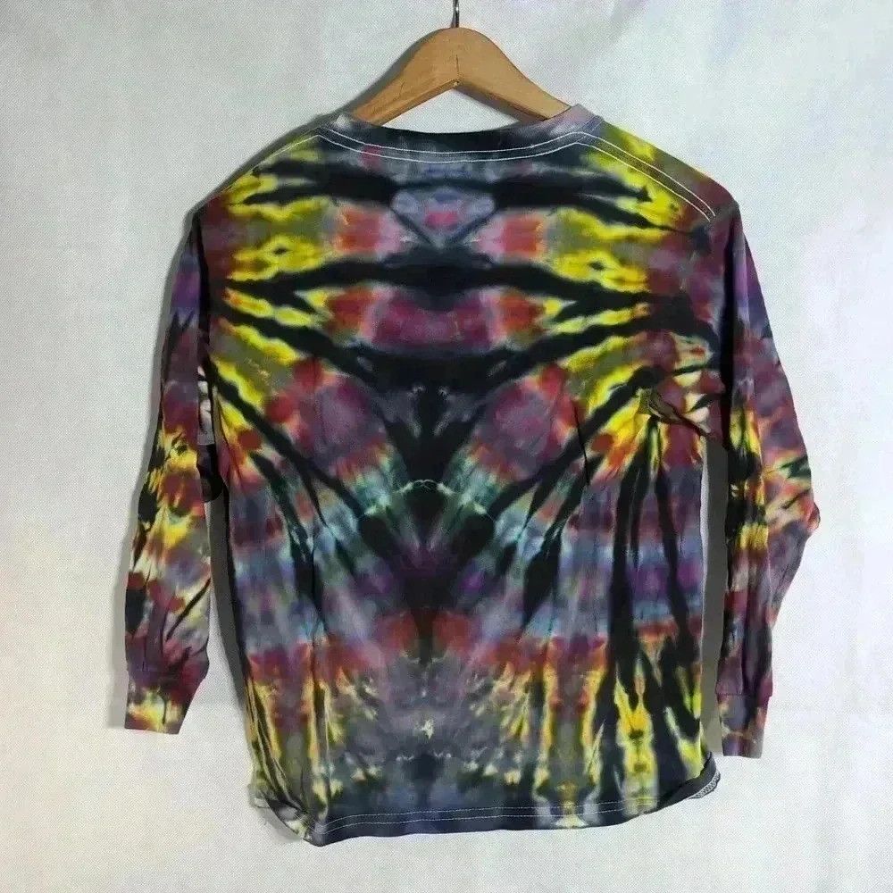 Gildan Custom tie-dyed Tshirt Purple, Red, Blue and Yellow sz M Size US M / EU 48-50 / 2 - 2 Thumbnail